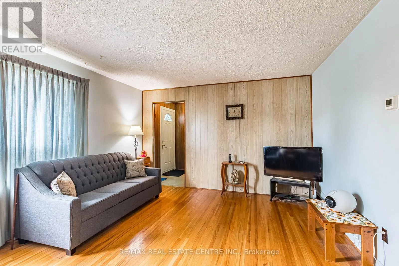 6939 JUSTINE DRIVE