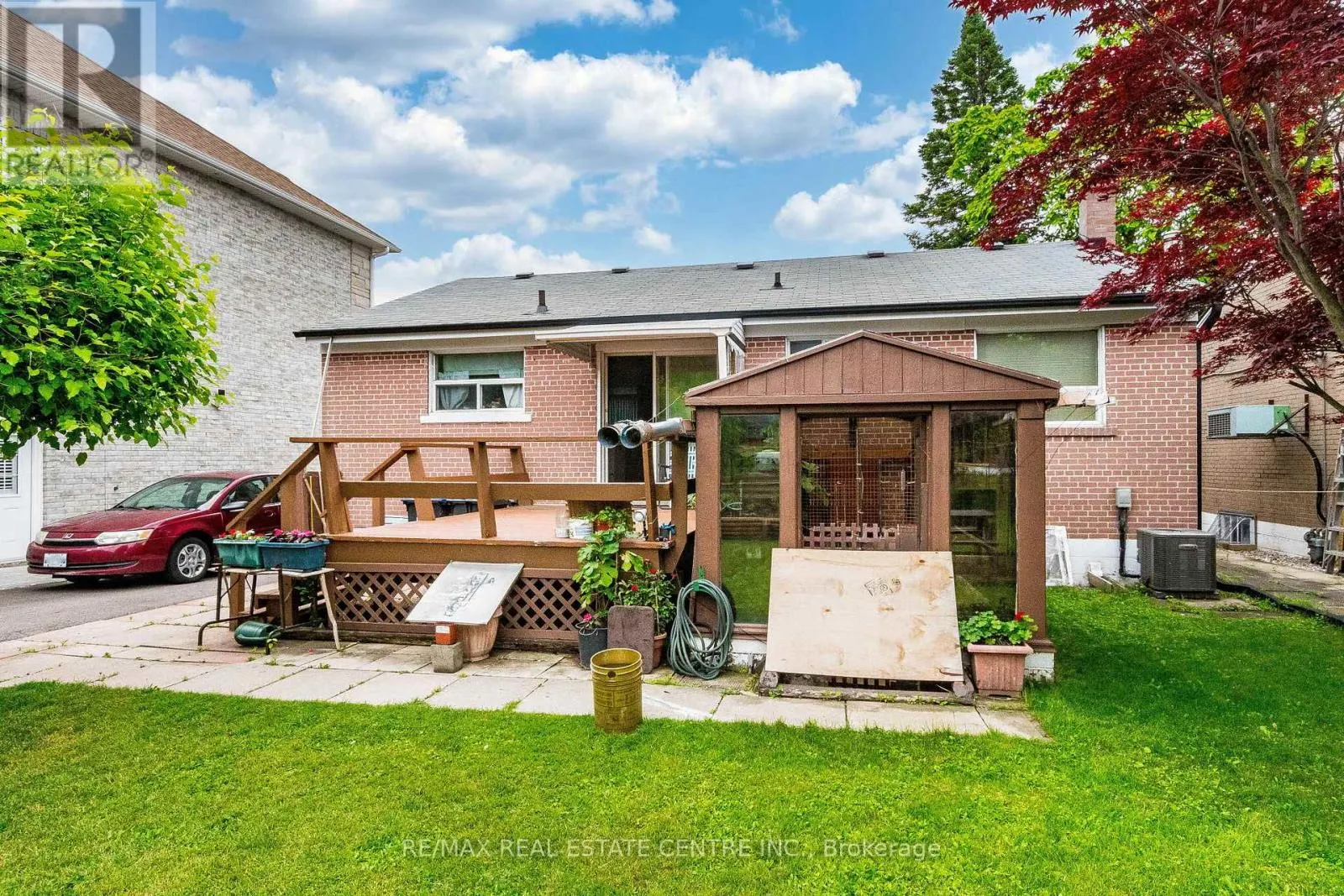 6939 JUSTINE DRIVE