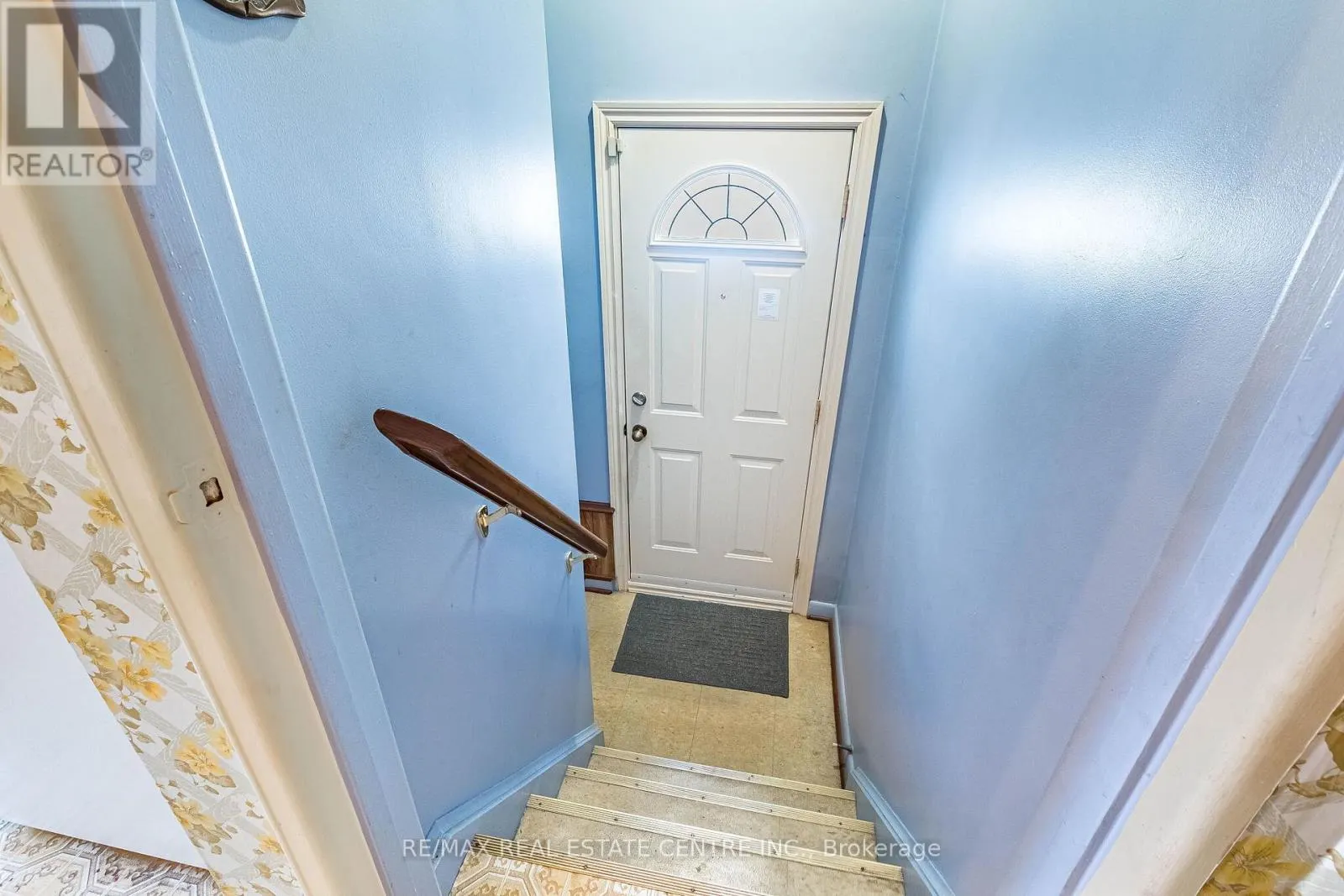 6939 JUSTINE DRIVE