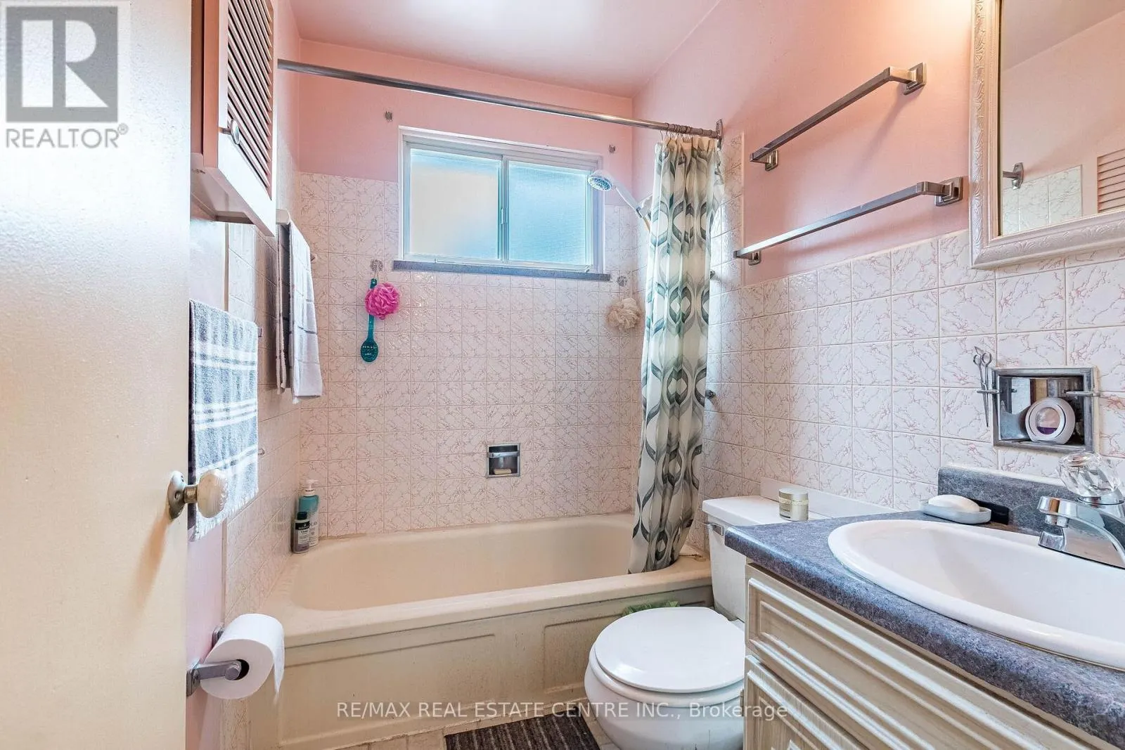 6939 JUSTINE DRIVE