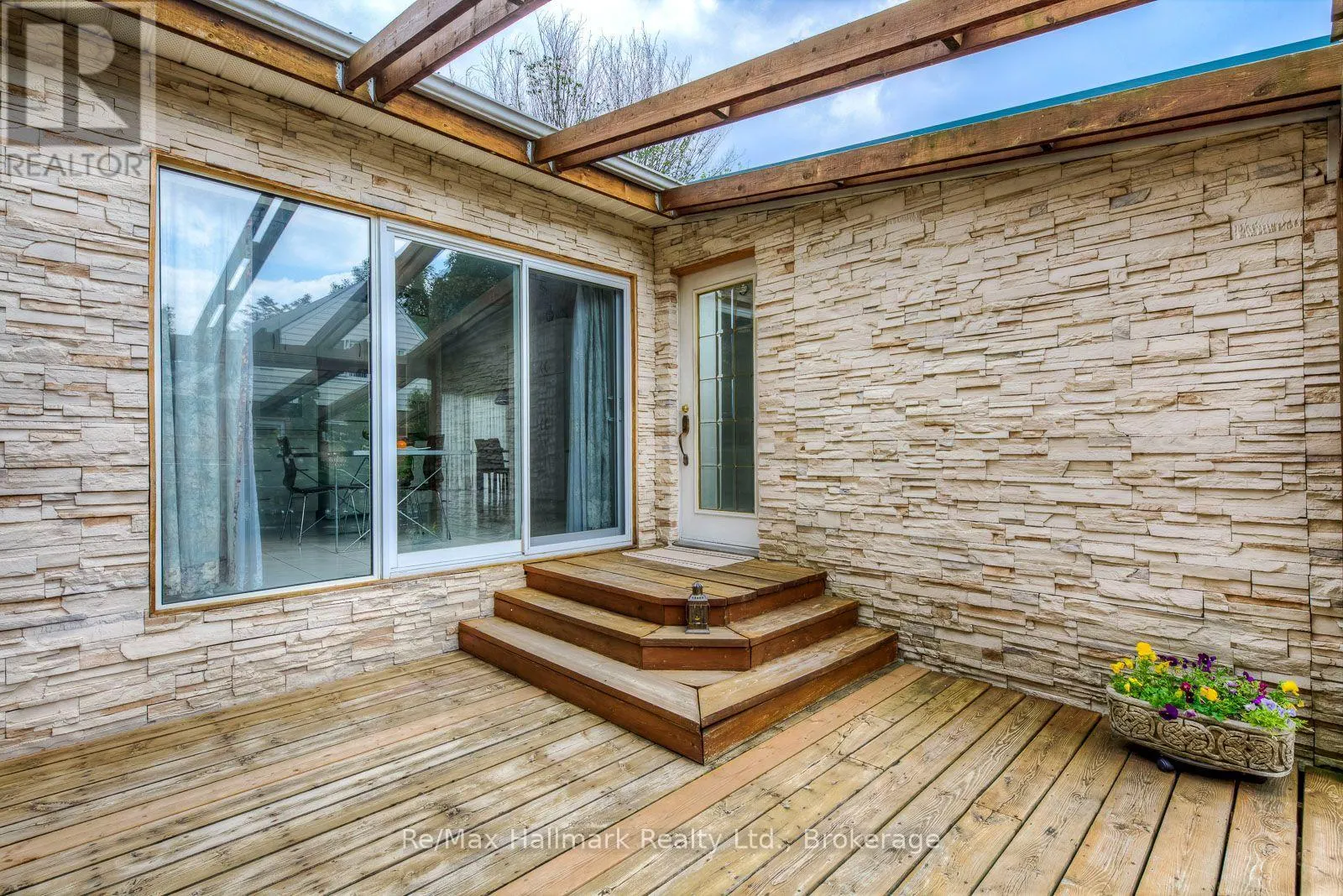 1510 CONSTANCE DRIVE
