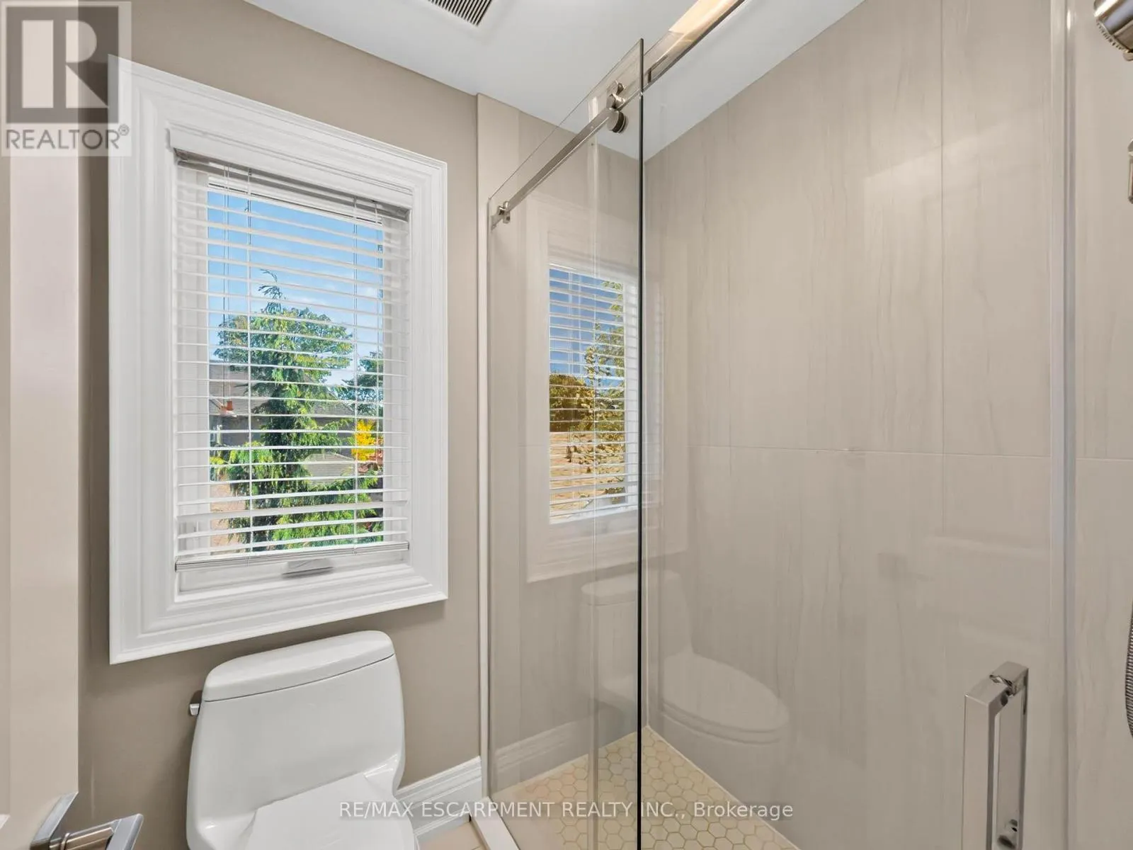 389 BELVENIA ROAD