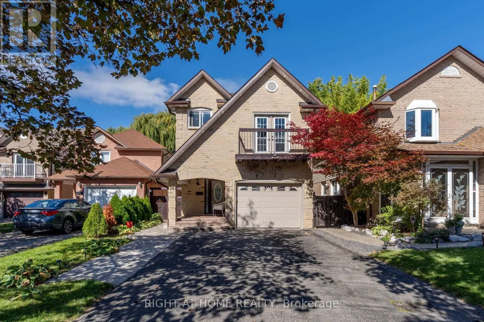 36 BURTON ROAD W