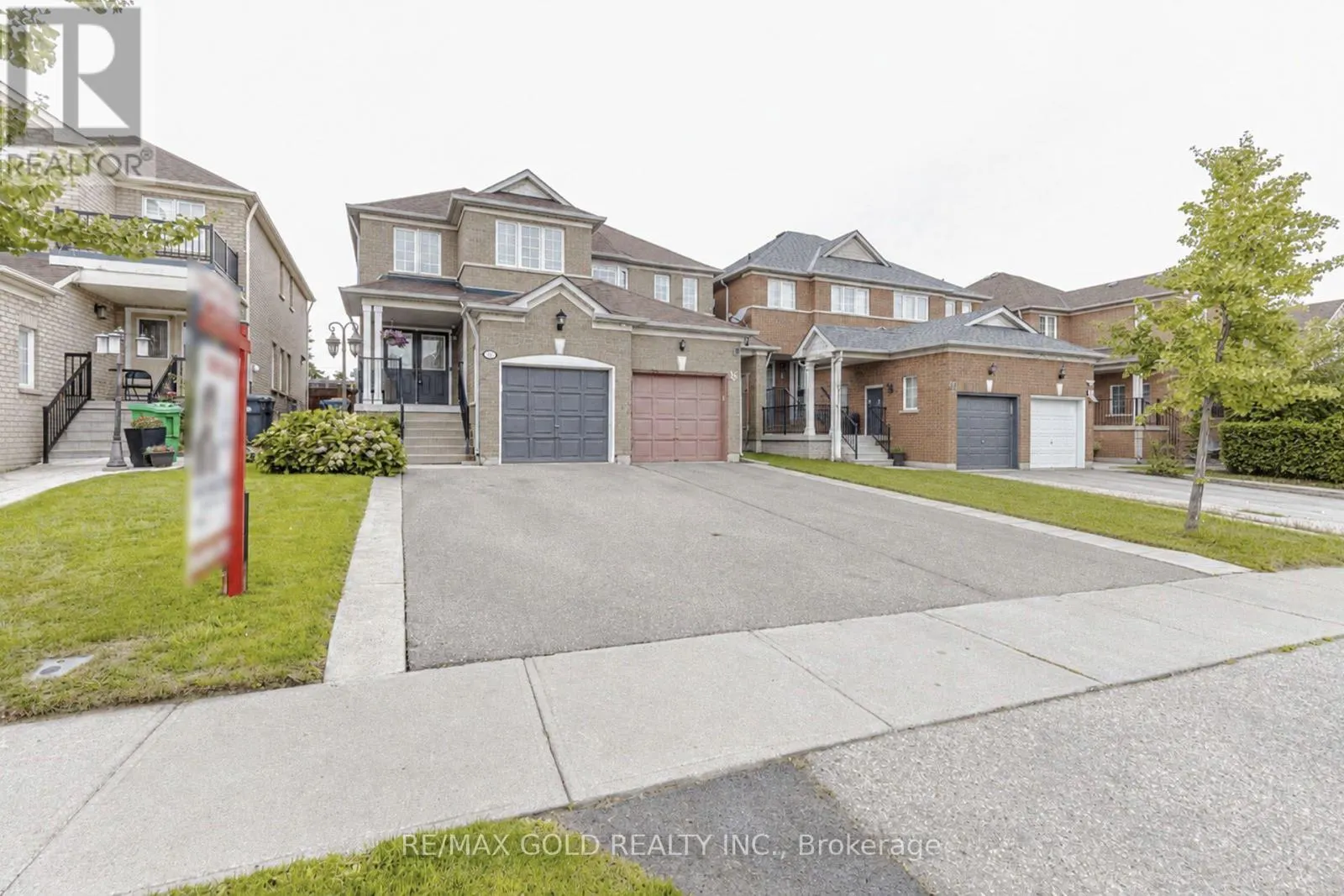 36 SUMMERDALE CRESCENT