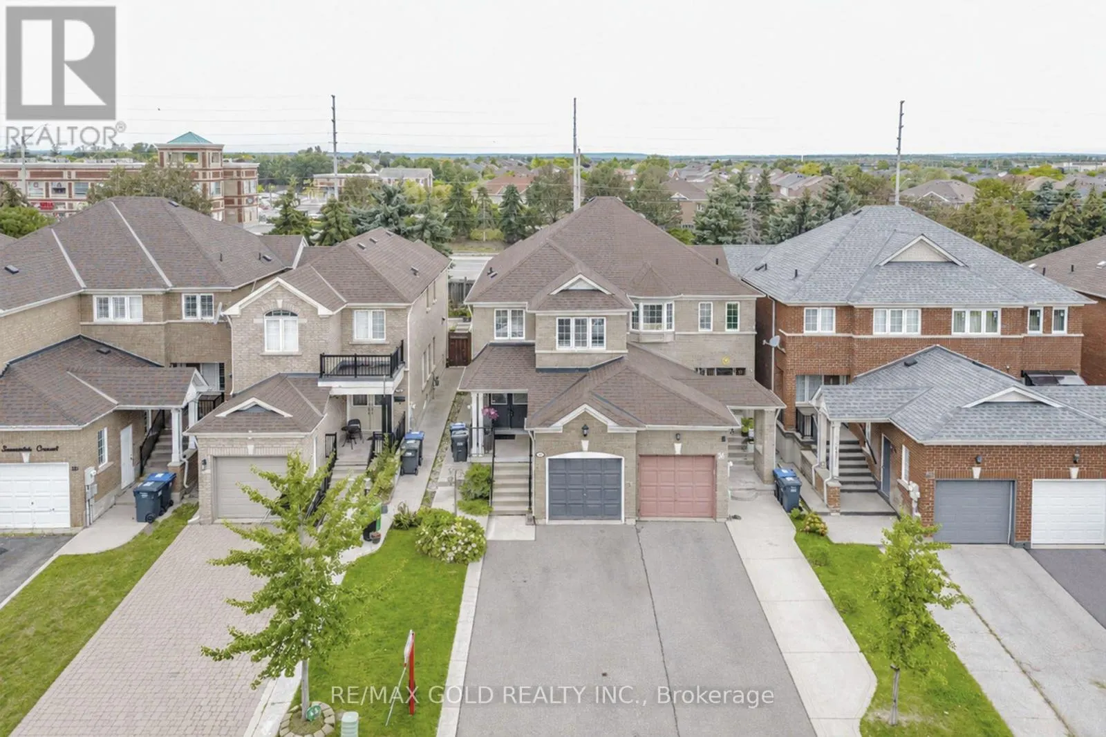 36 SUMMERDALE CRESCENT