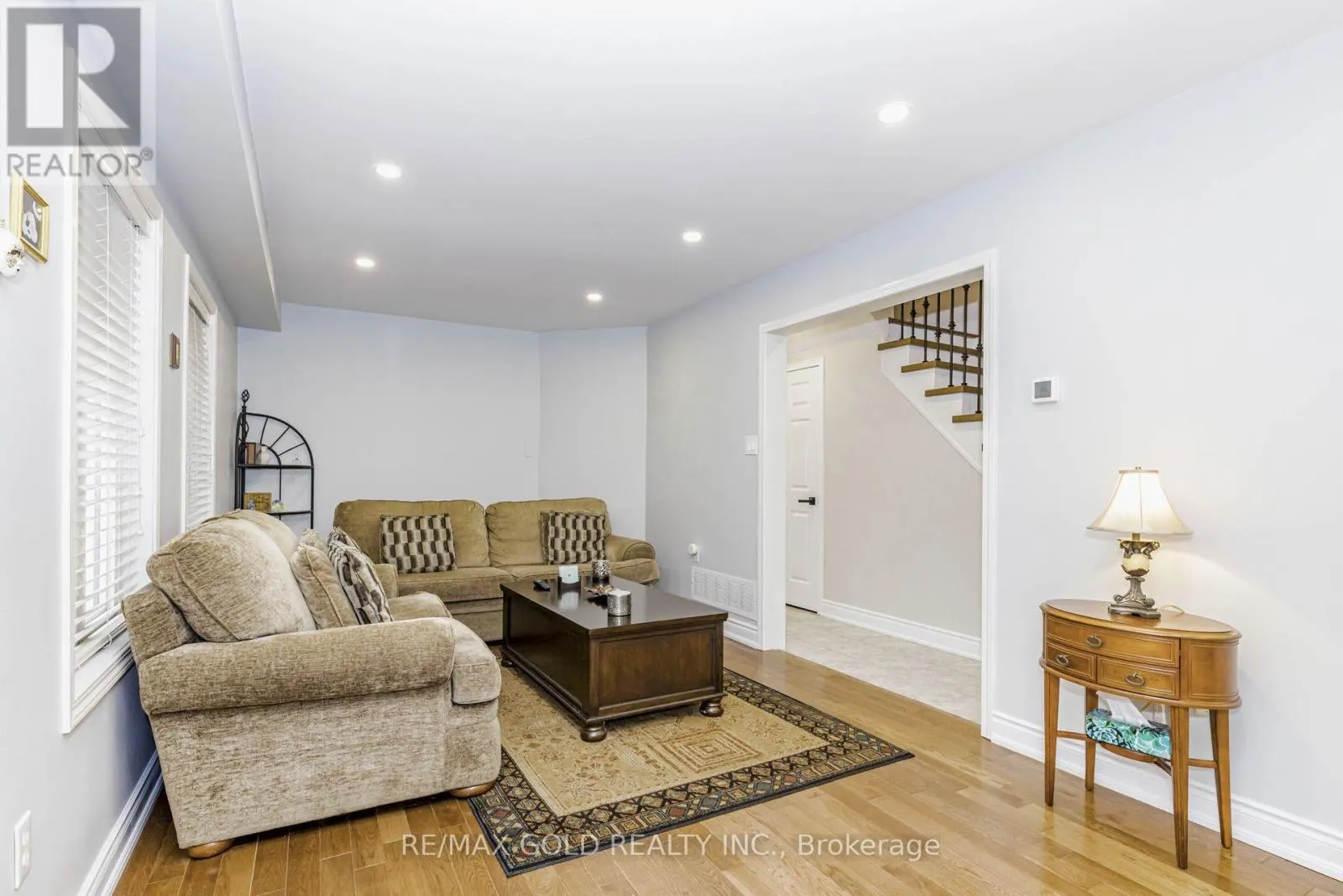 36 SUMMERDALE CRESCENT