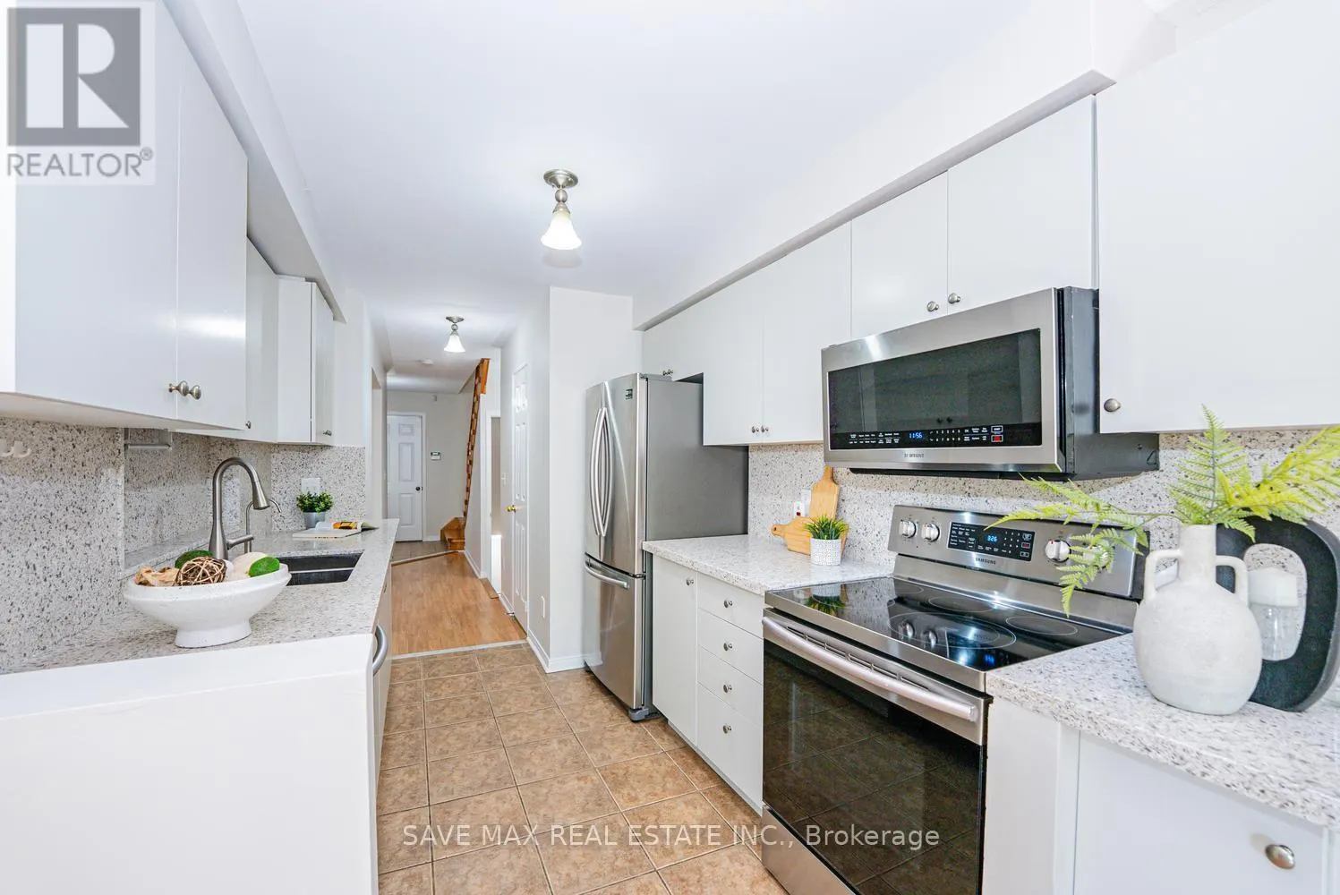 1148 WINDBROOK GROVE