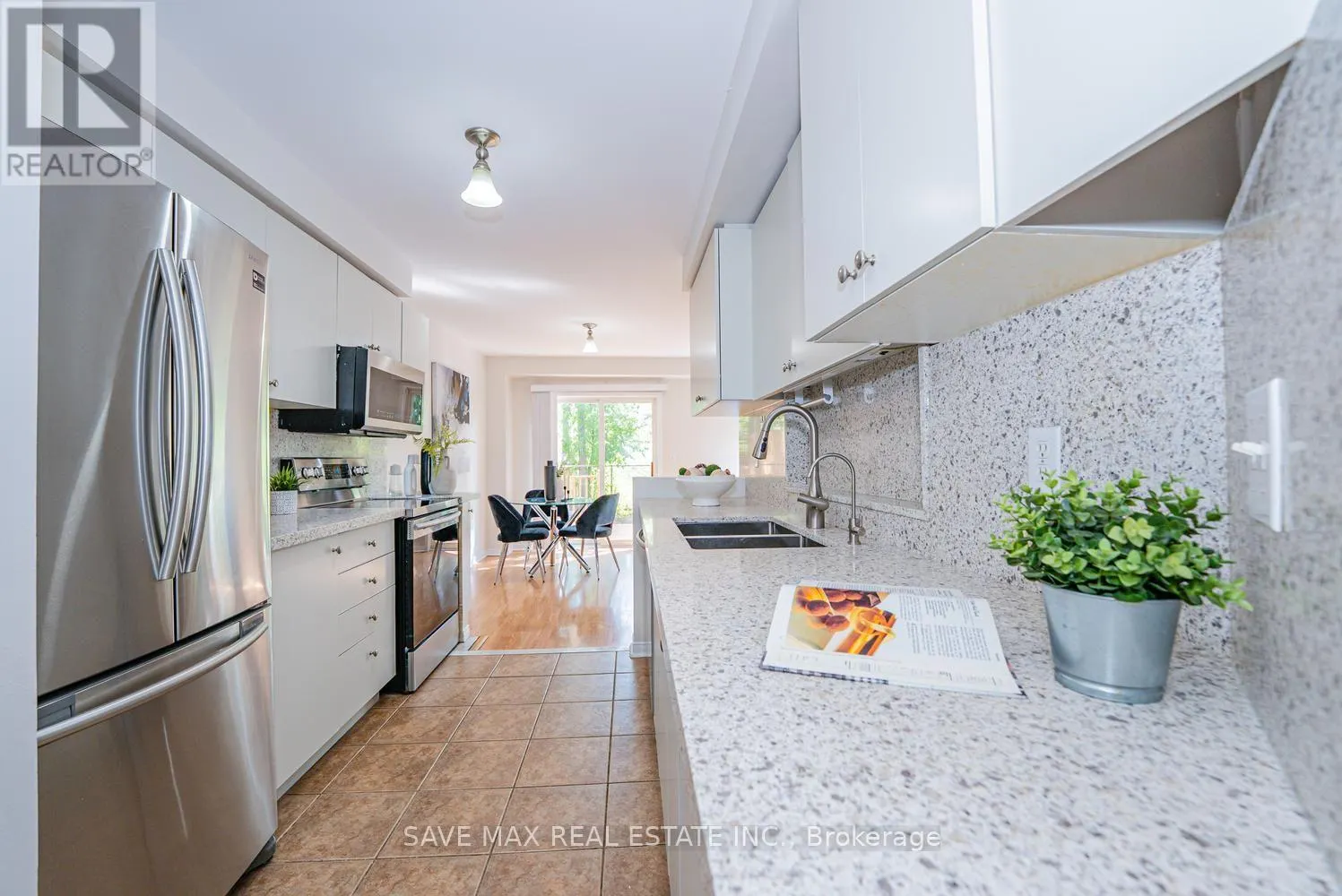 1148 WINDBROOK GROVE