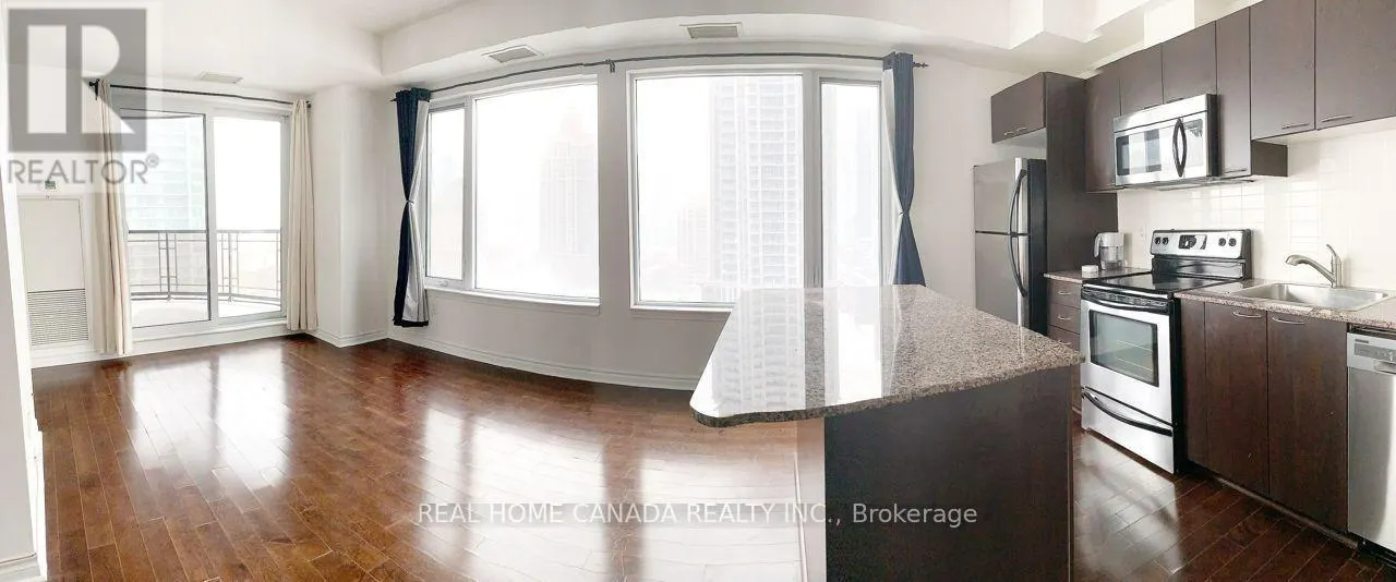 1305 - 385 PRINCE OF WALES DRIVE