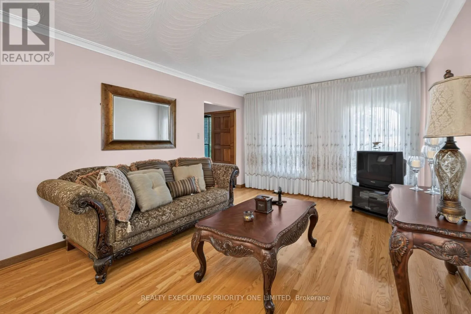 355 GLEN PARK AVENUE