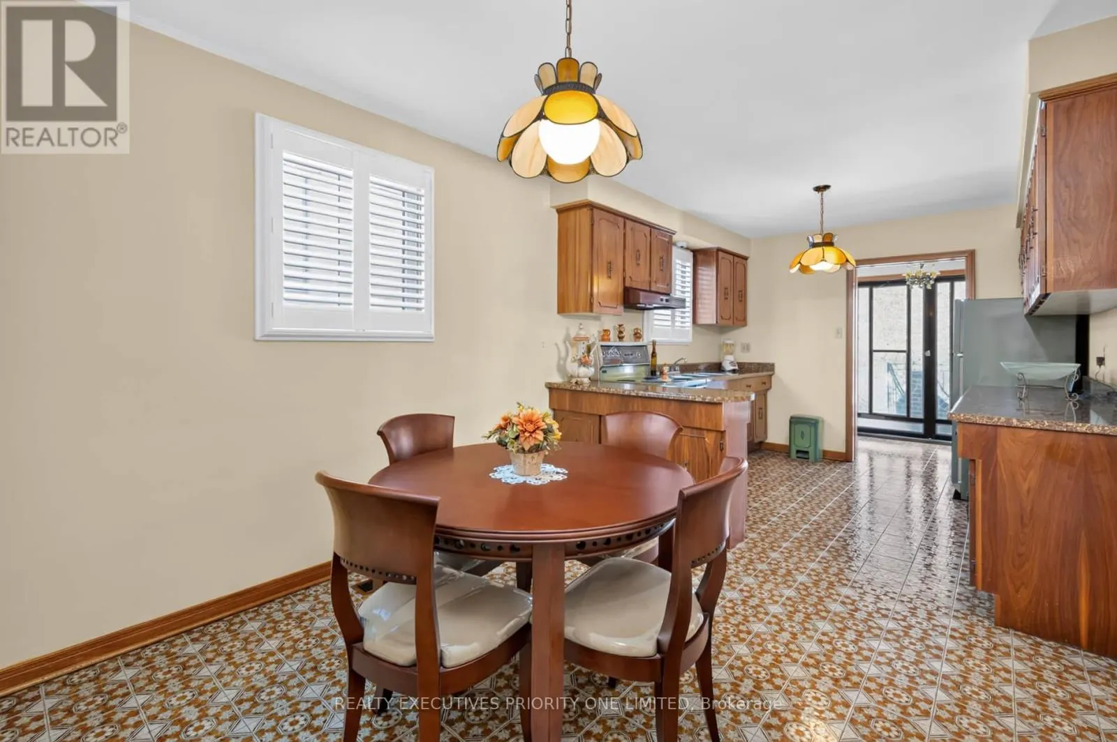 355 GLEN PARK AVENUE