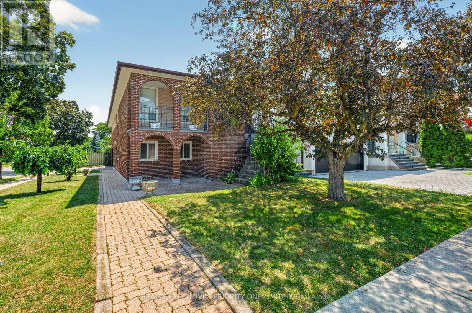 355 GLEN PARK AVENUE