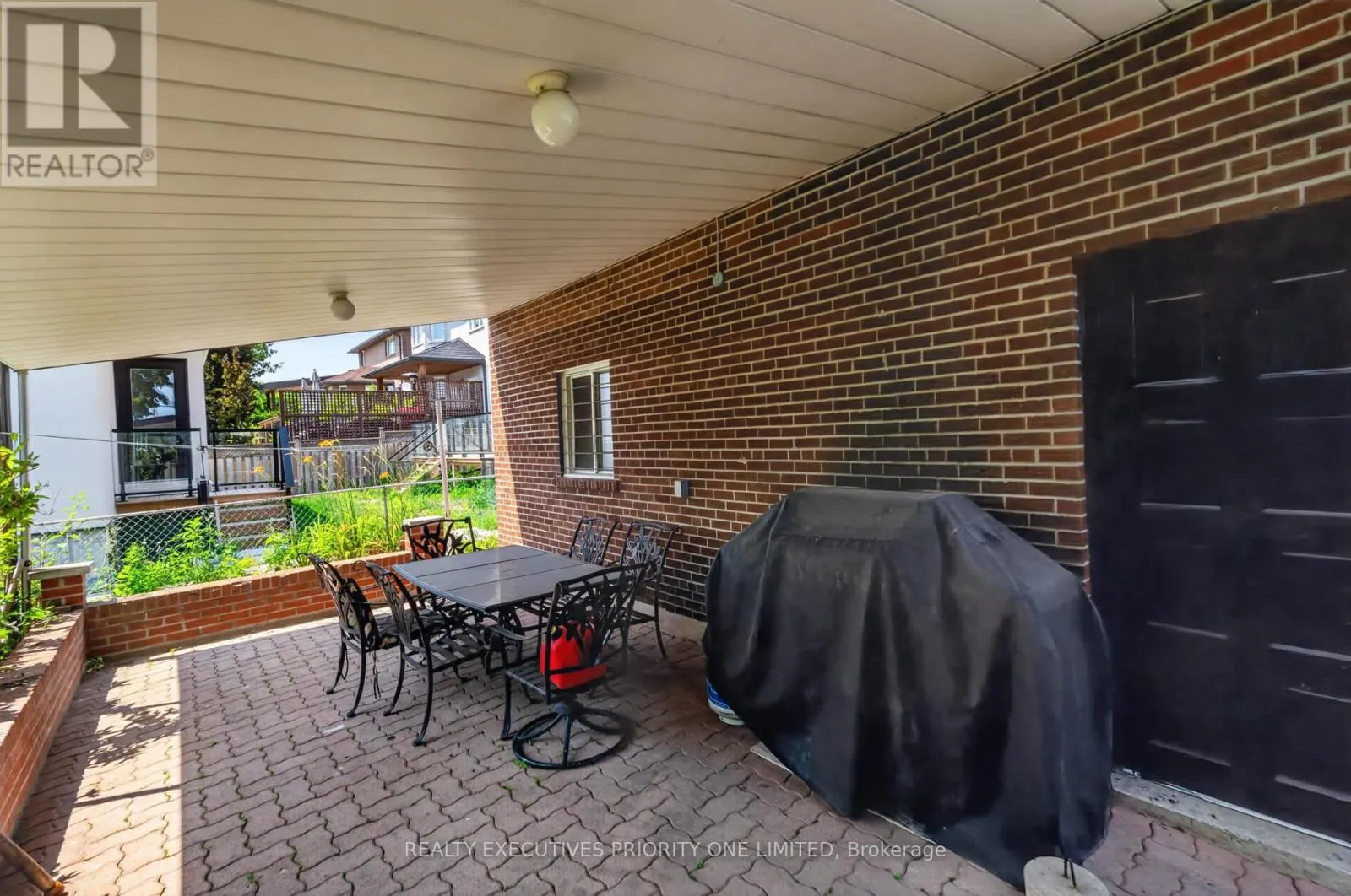 355 GLEN PARK AVENUE