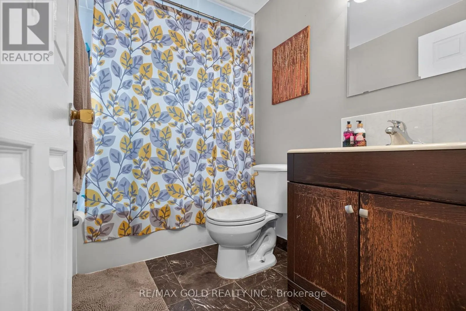 129 FOLKSTONE CRESCENT