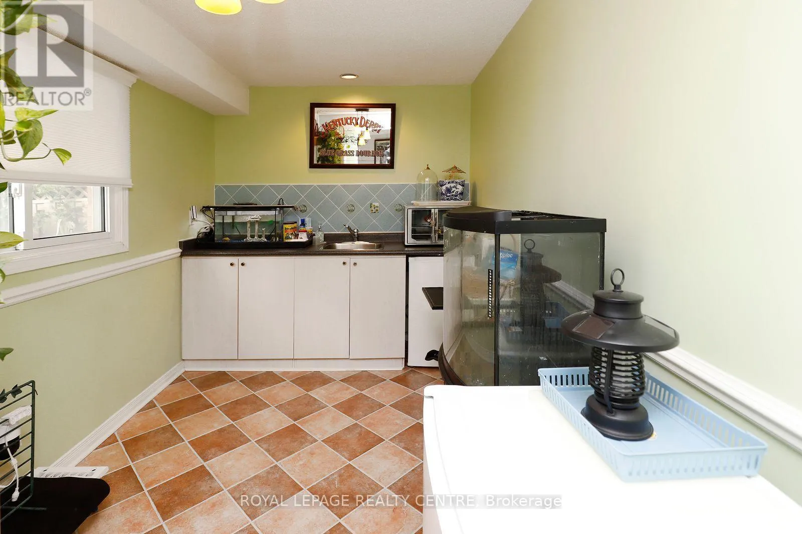 5680 OLDCASTLE CRESCENT