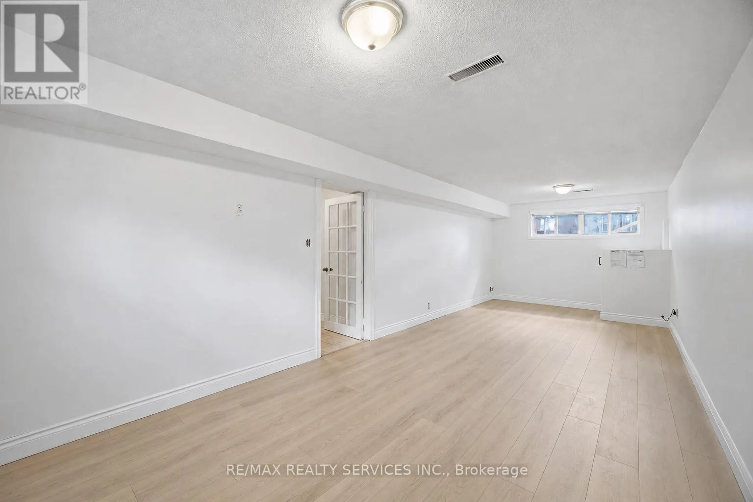 27 EDGEMONT DRIVE