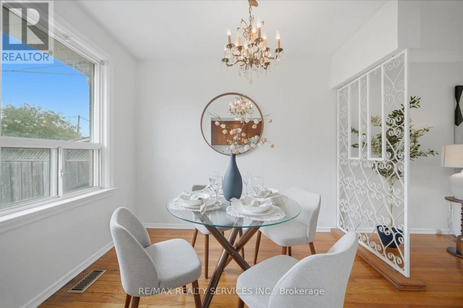 27 EDGEMONT DRIVE