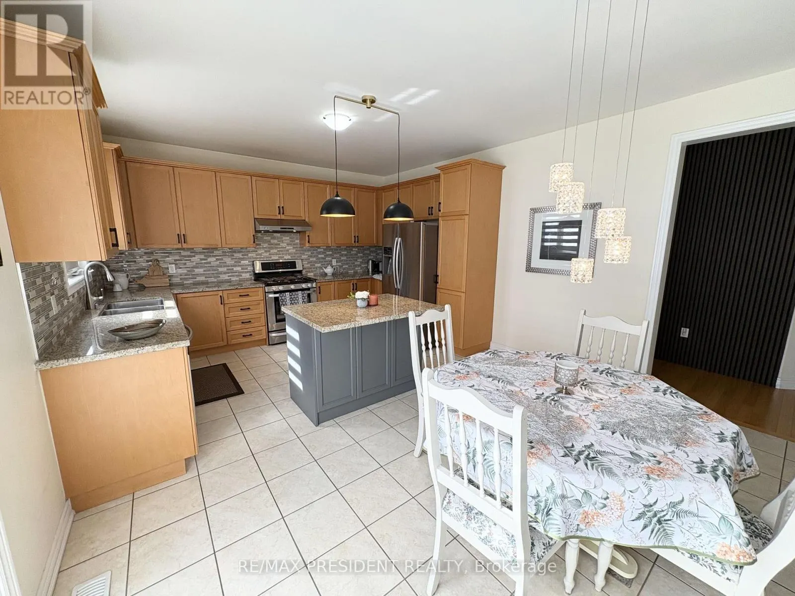 7 WELLPARK WAY