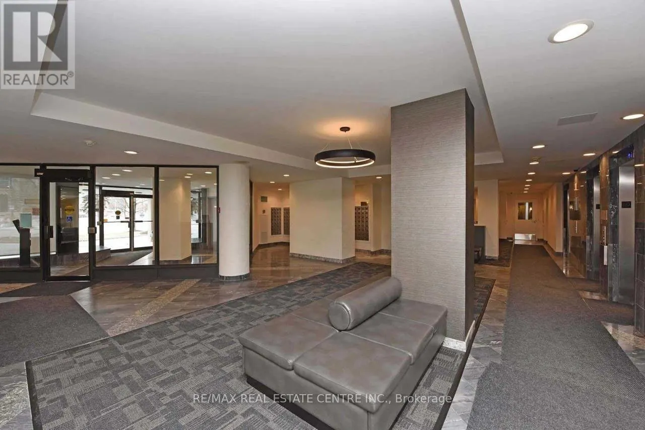 411 - 350 WEBB DRIVE