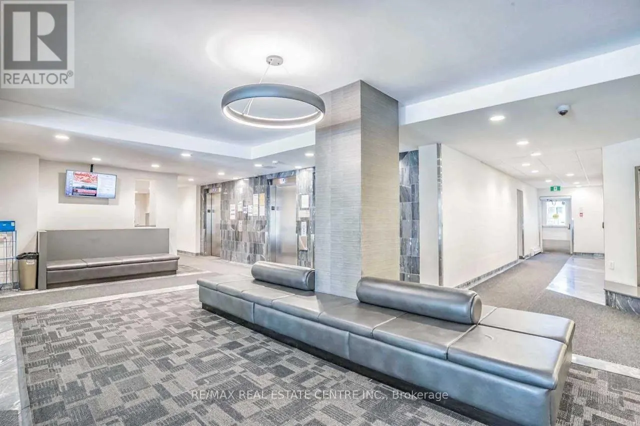 411 - 350 WEBB DRIVE