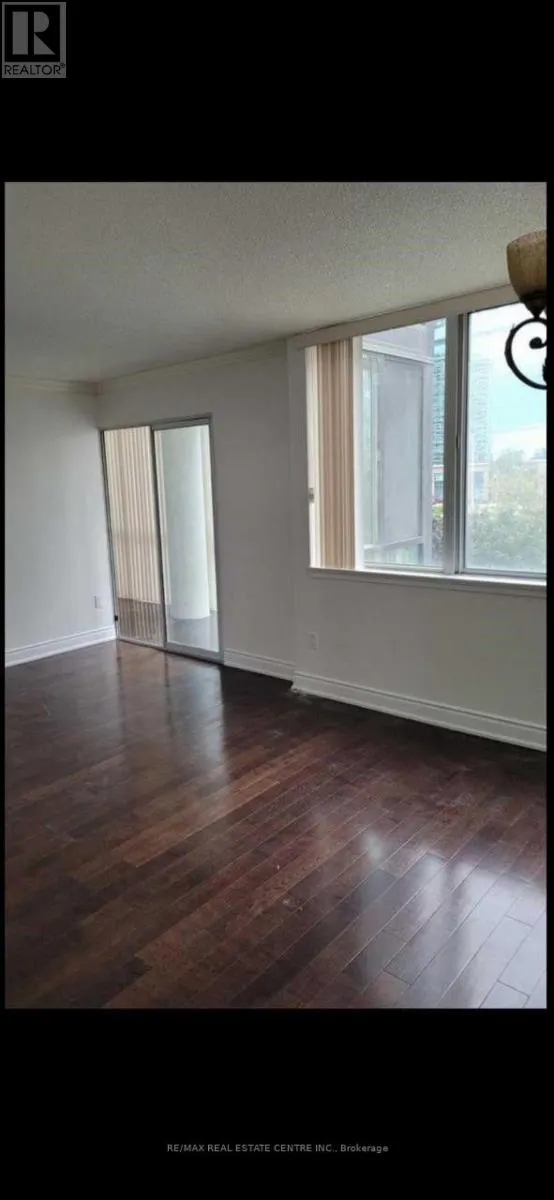 411 - 350 WEBB DRIVE