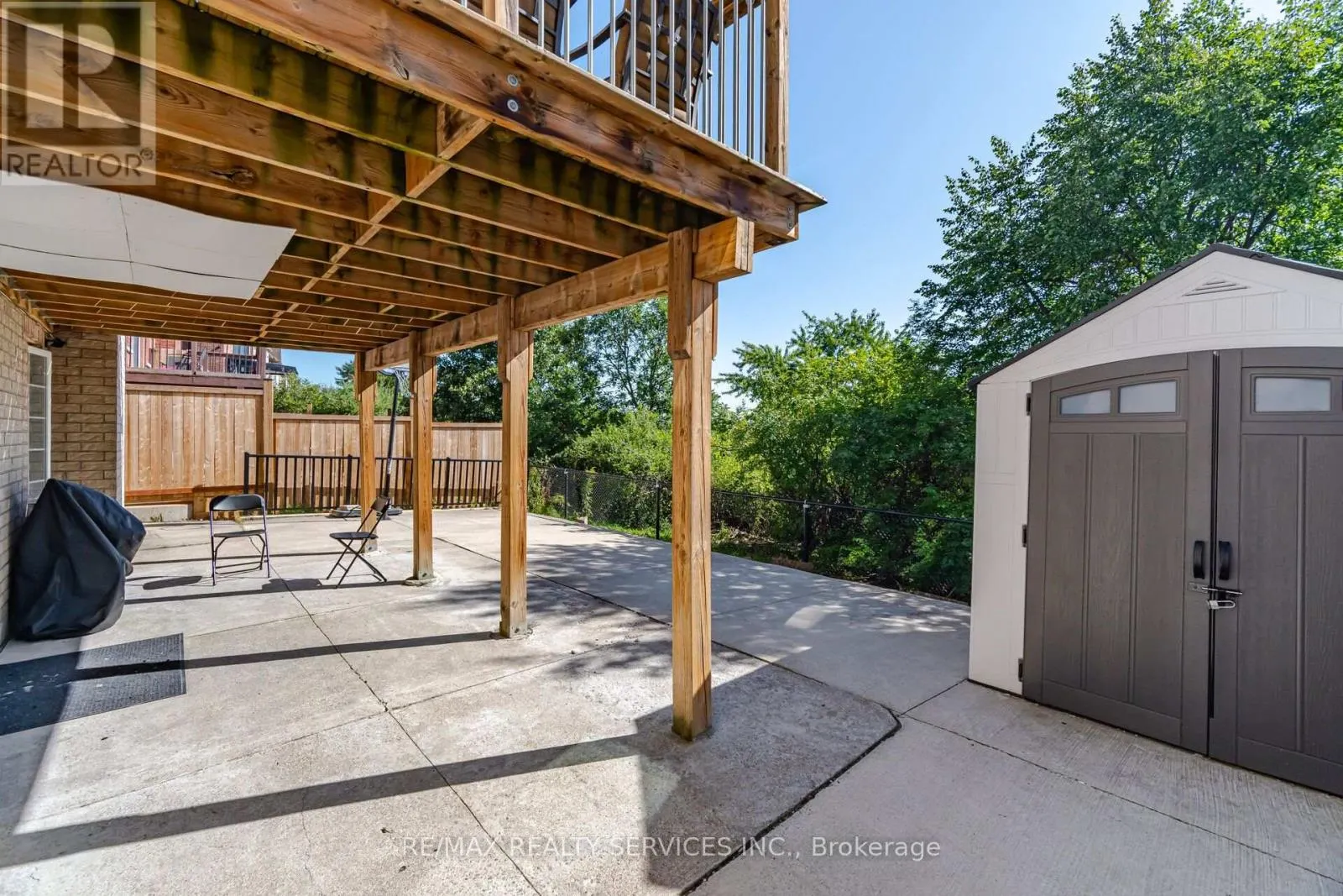 68 SOUTHLAKE BOULEVARD