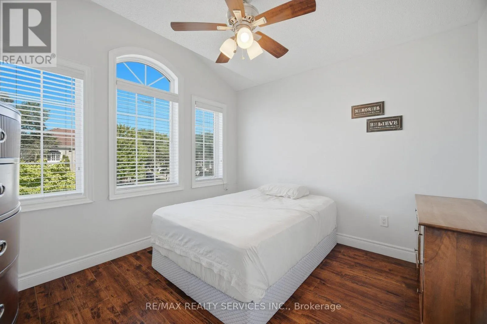 68 SOUTHLAKE BOULEVARD