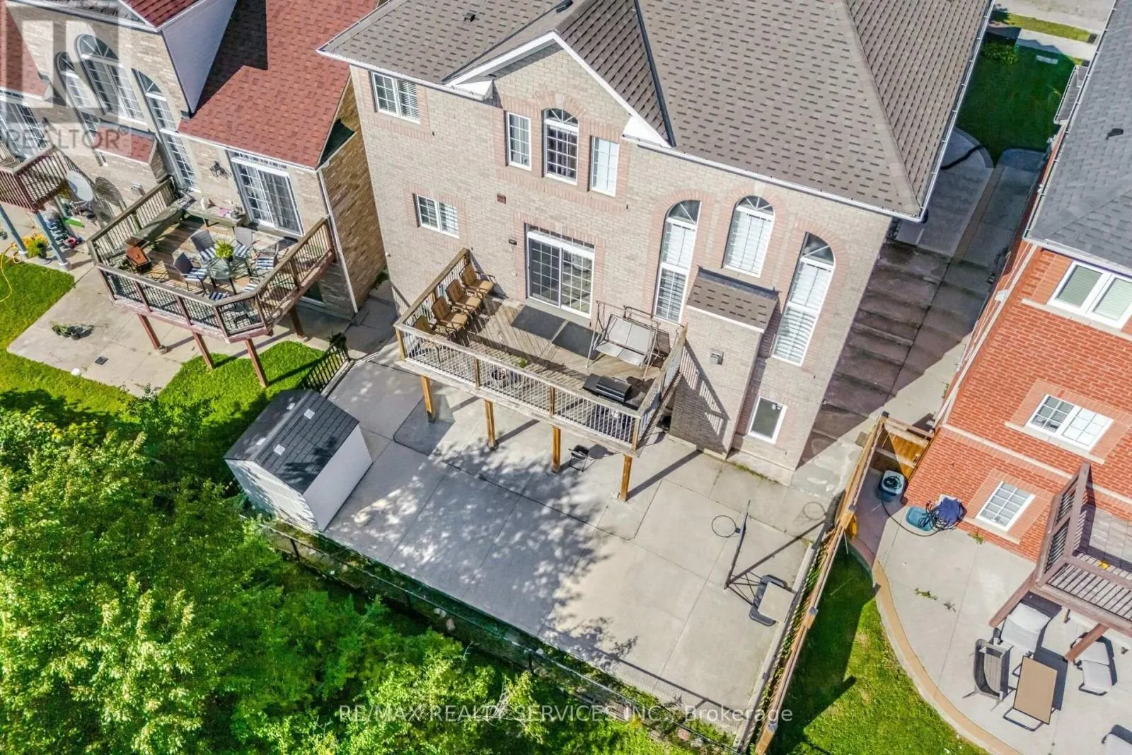 68 SOUTHLAKE BOULEVARD