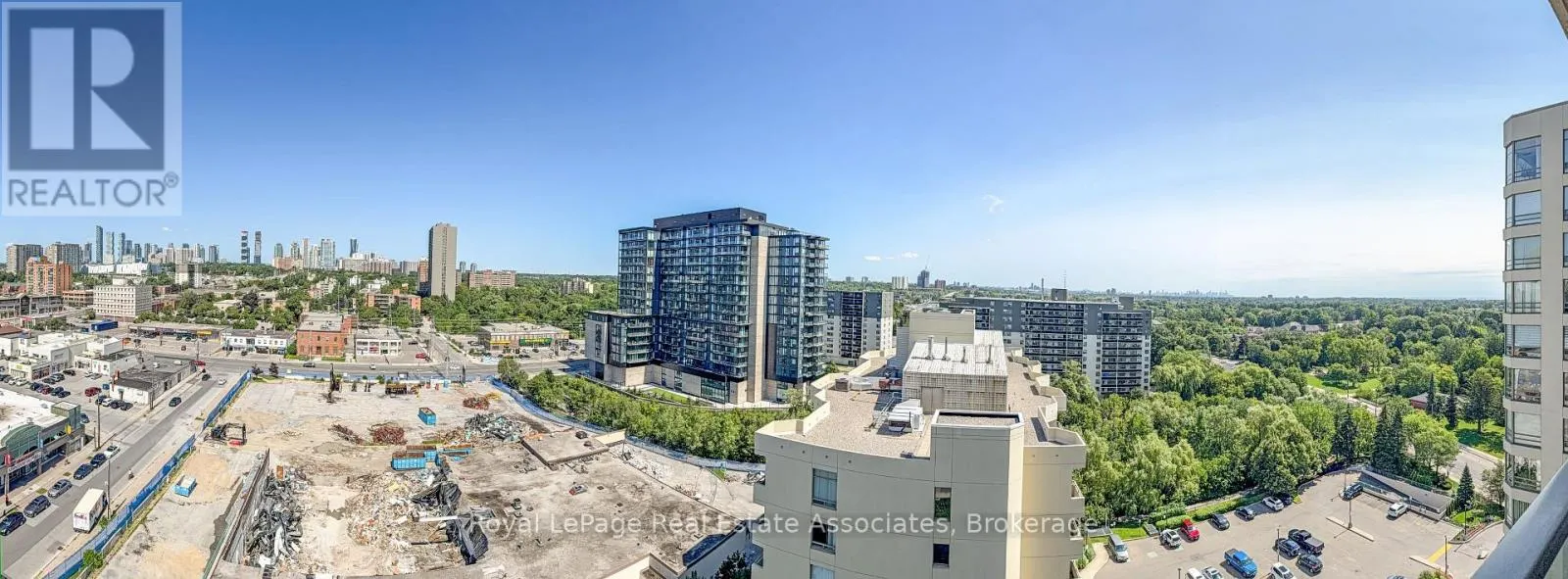 1611 - 75 KING STREET E