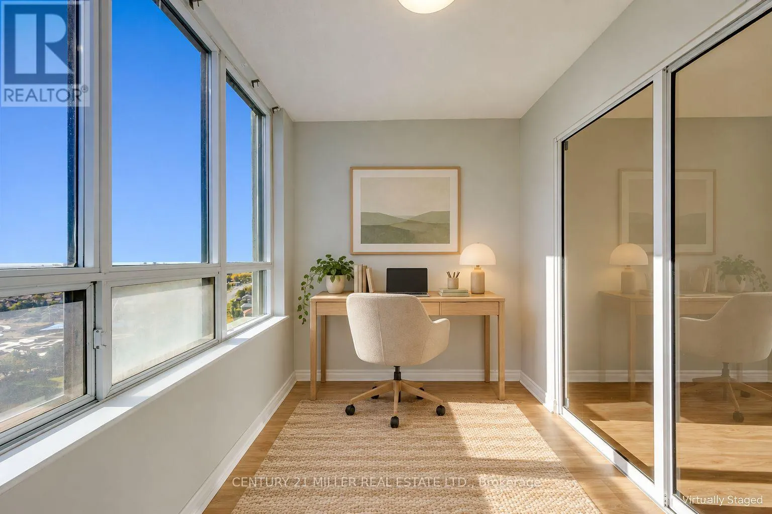 2010 - 335 RATHBURN ROAD W