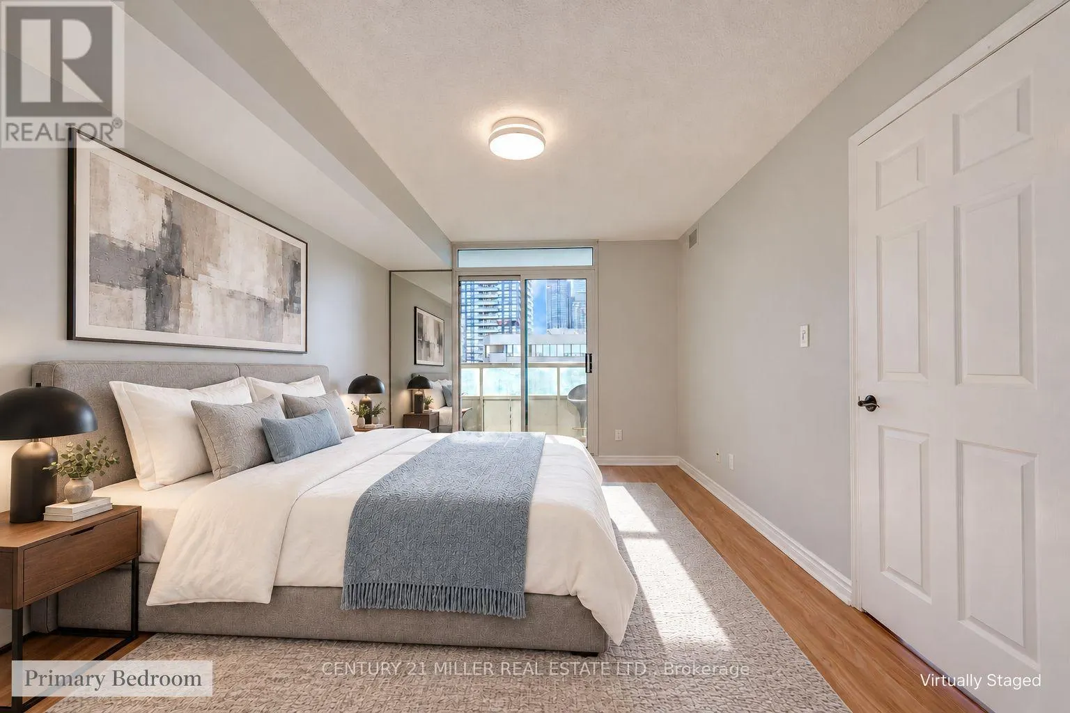 2010 - 335 RATHBURN ROAD W