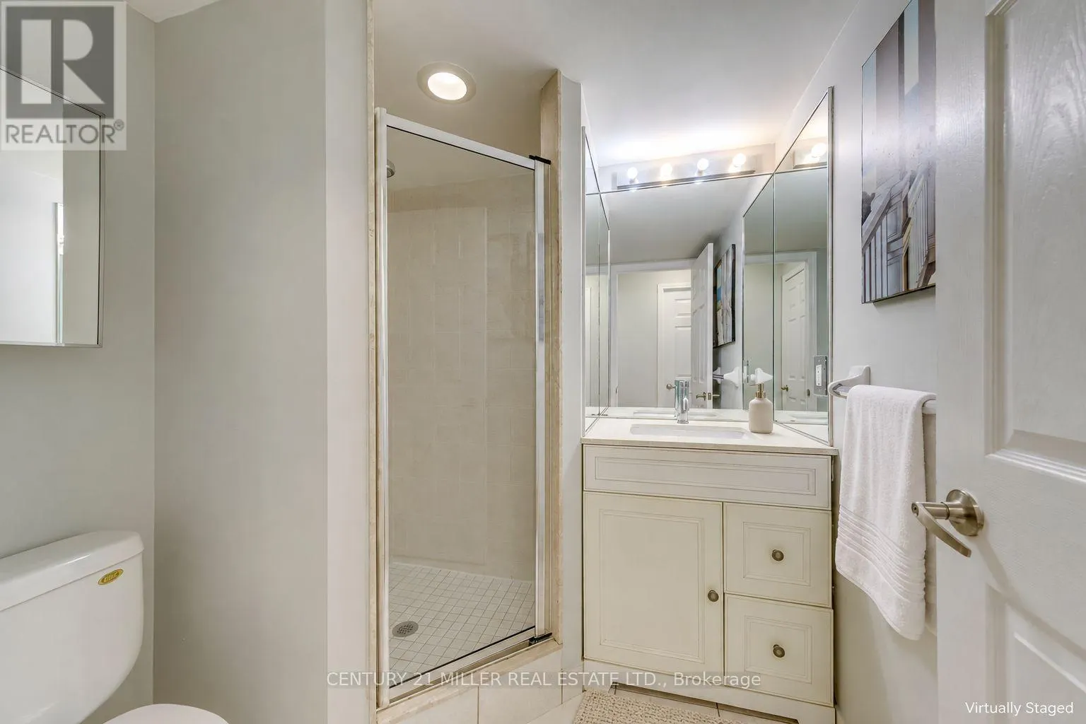 2010 - 335 RATHBURN ROAD W