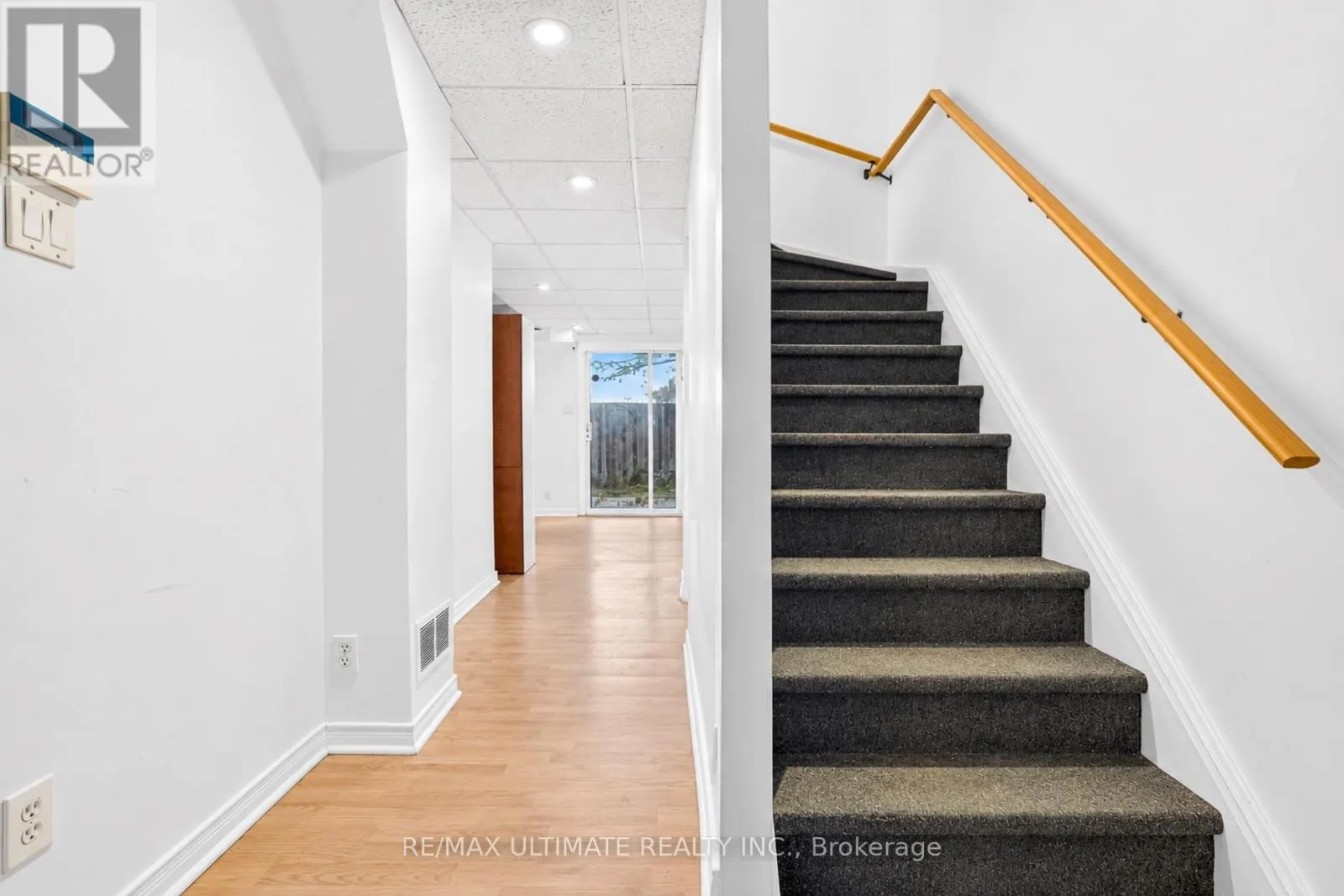 122 MOREGATE CRESCENT