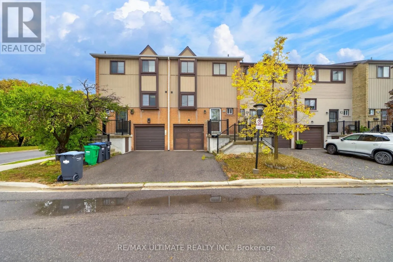122 MOREGATE CRESCENT