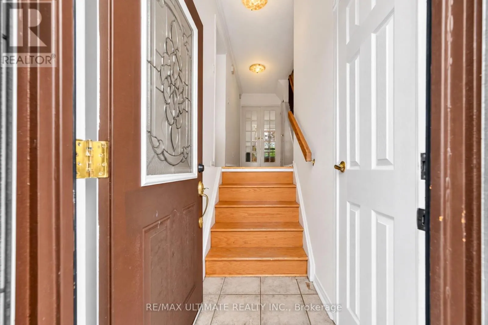 122 MOREGATE CRESCENT
