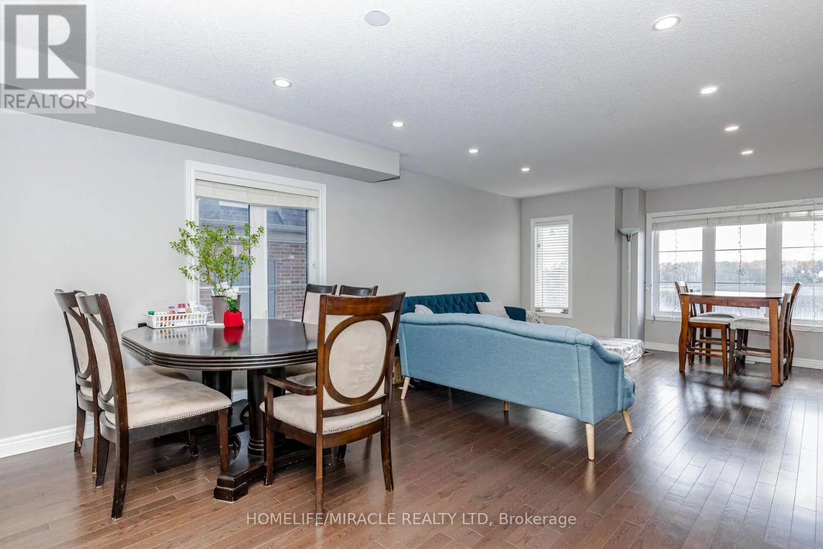 45 PADBURY TRAIL