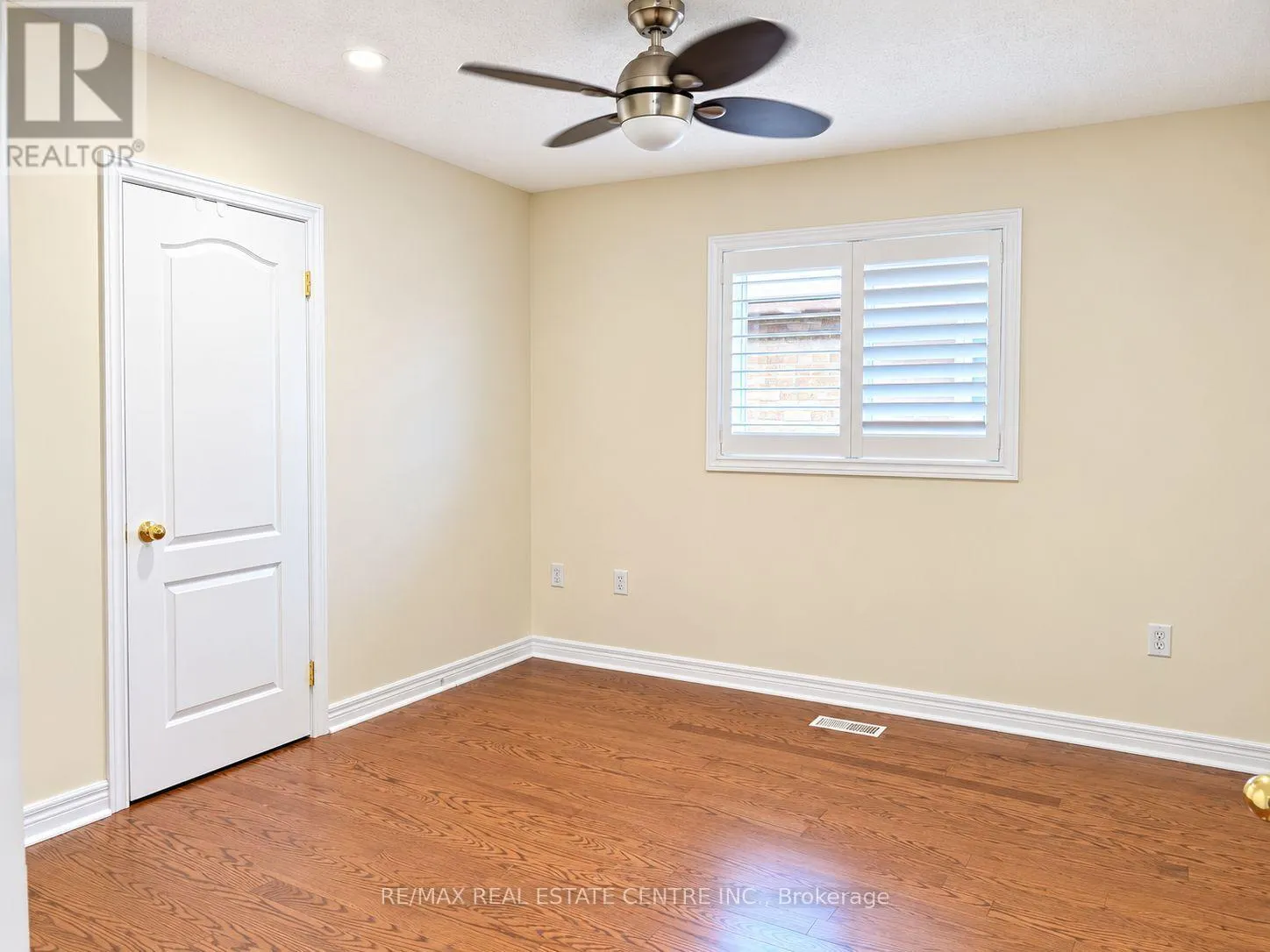 1302 RENFIELD DRIVE