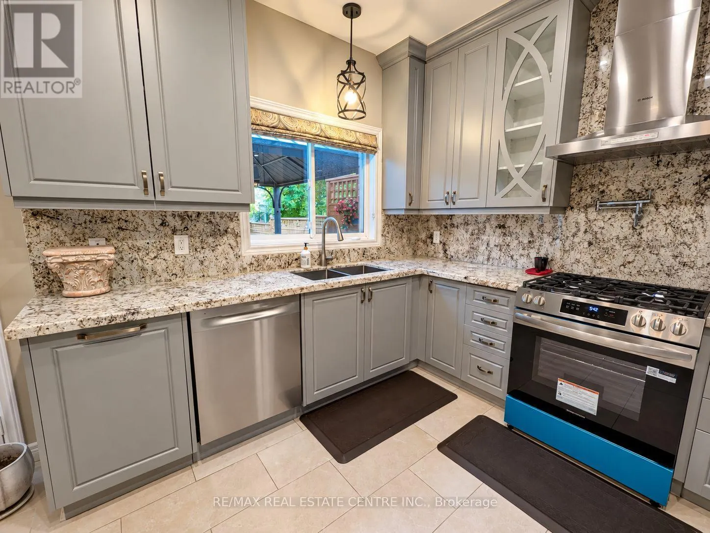 1302 RENFIELD DRIVE