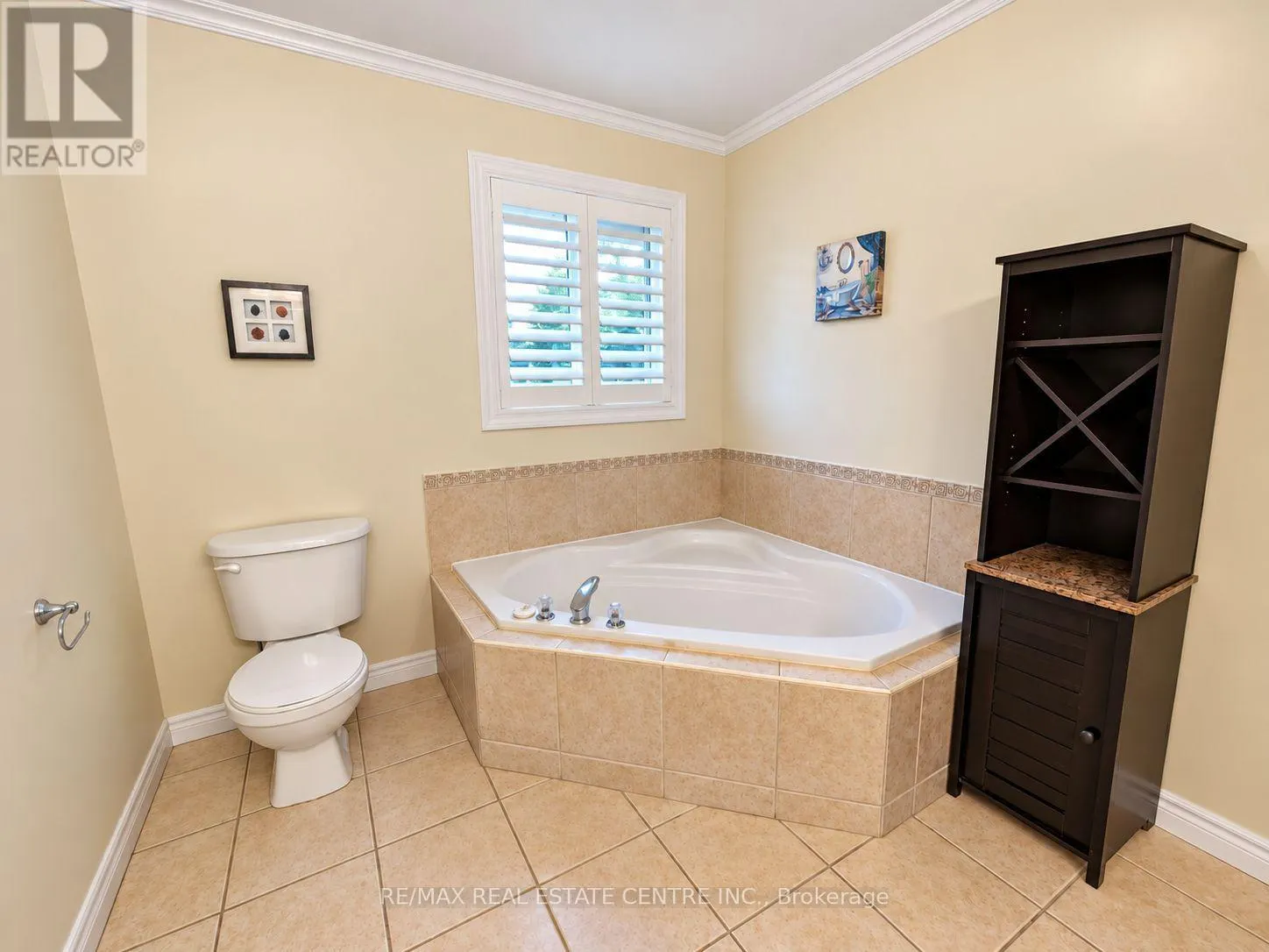 1302 RENFIELD DRIVE