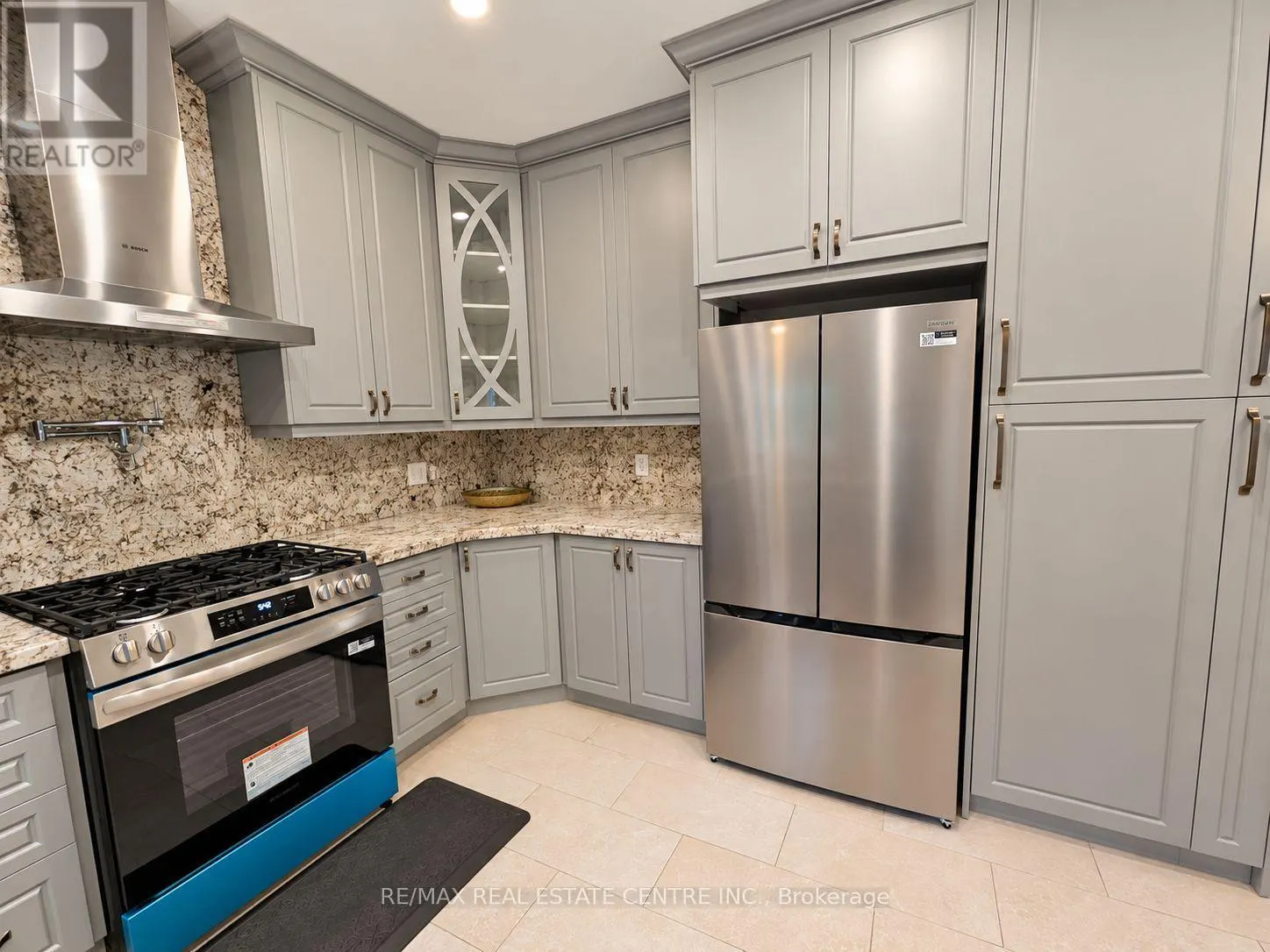 1302 RENFIELD DRIVE