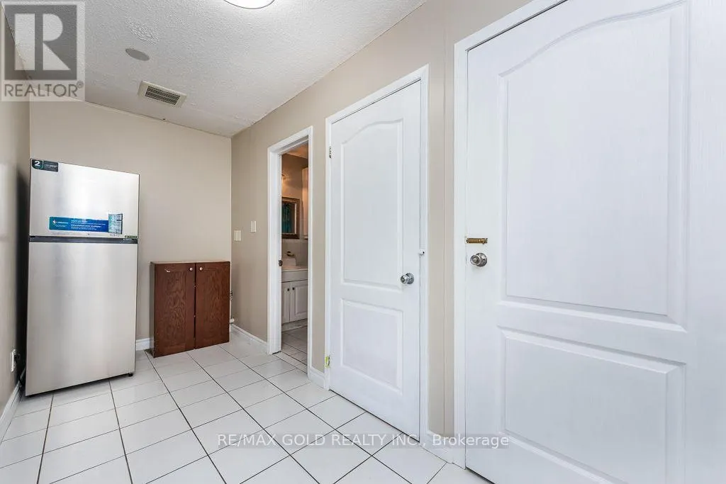 7283 SIGSBEE DRIVE