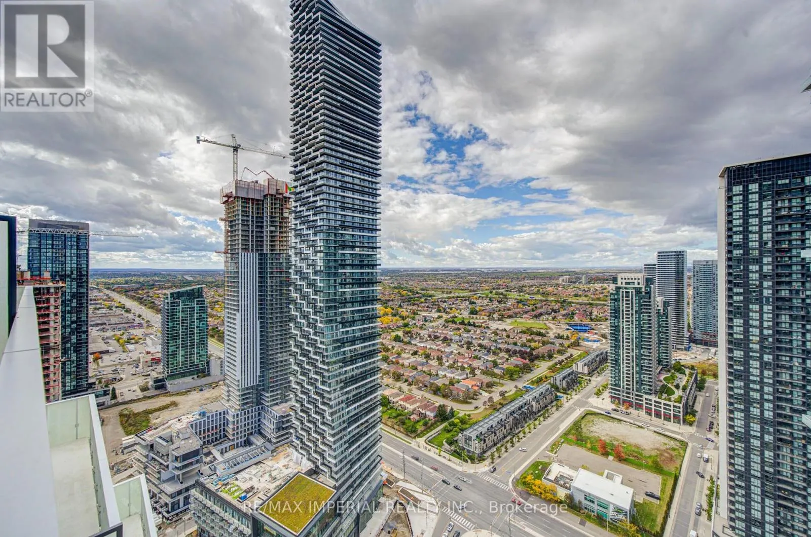3811 - 3883 QUARTZ ROAD