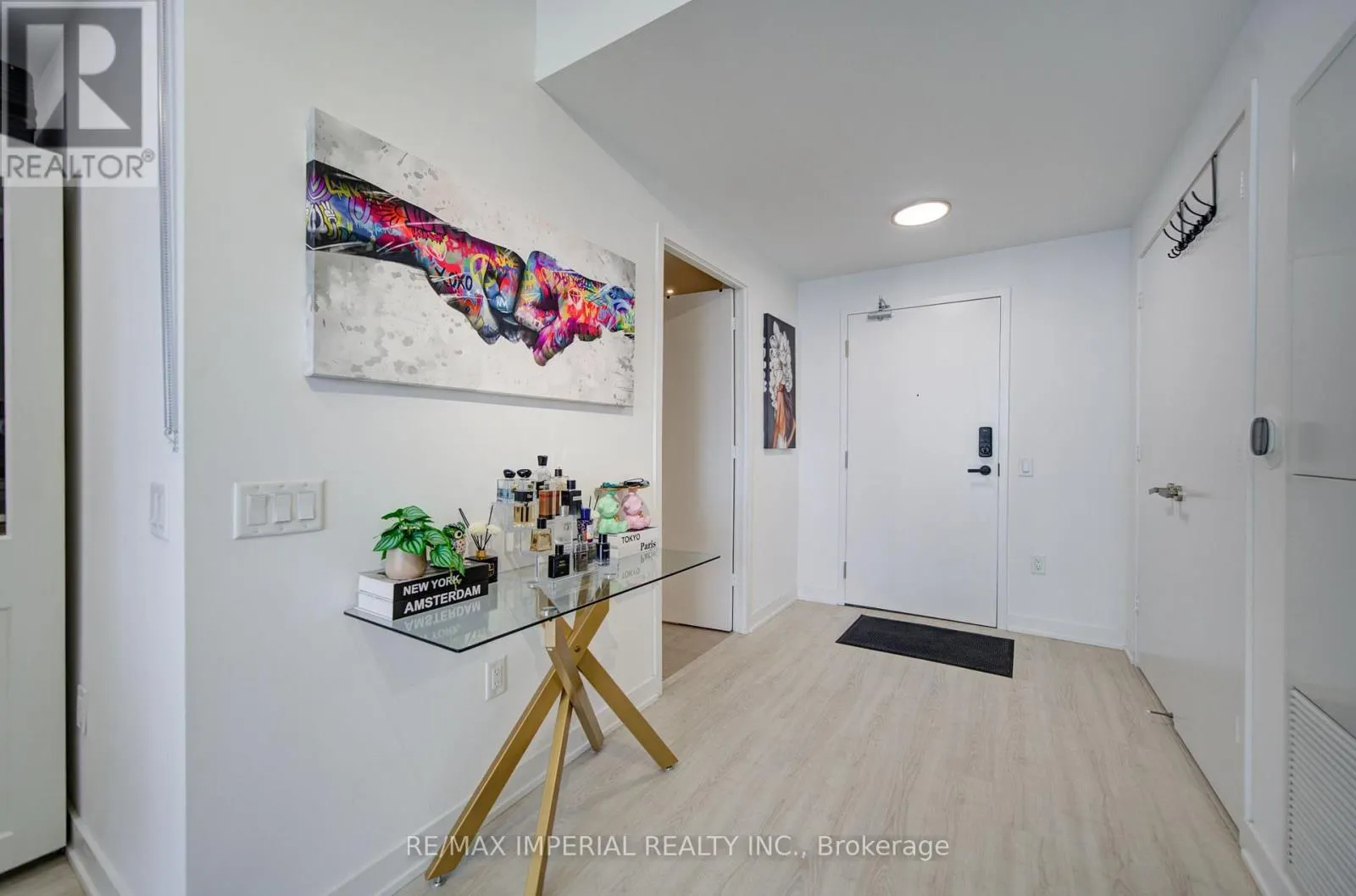 3811 - 3883 QUARTZ ROAD