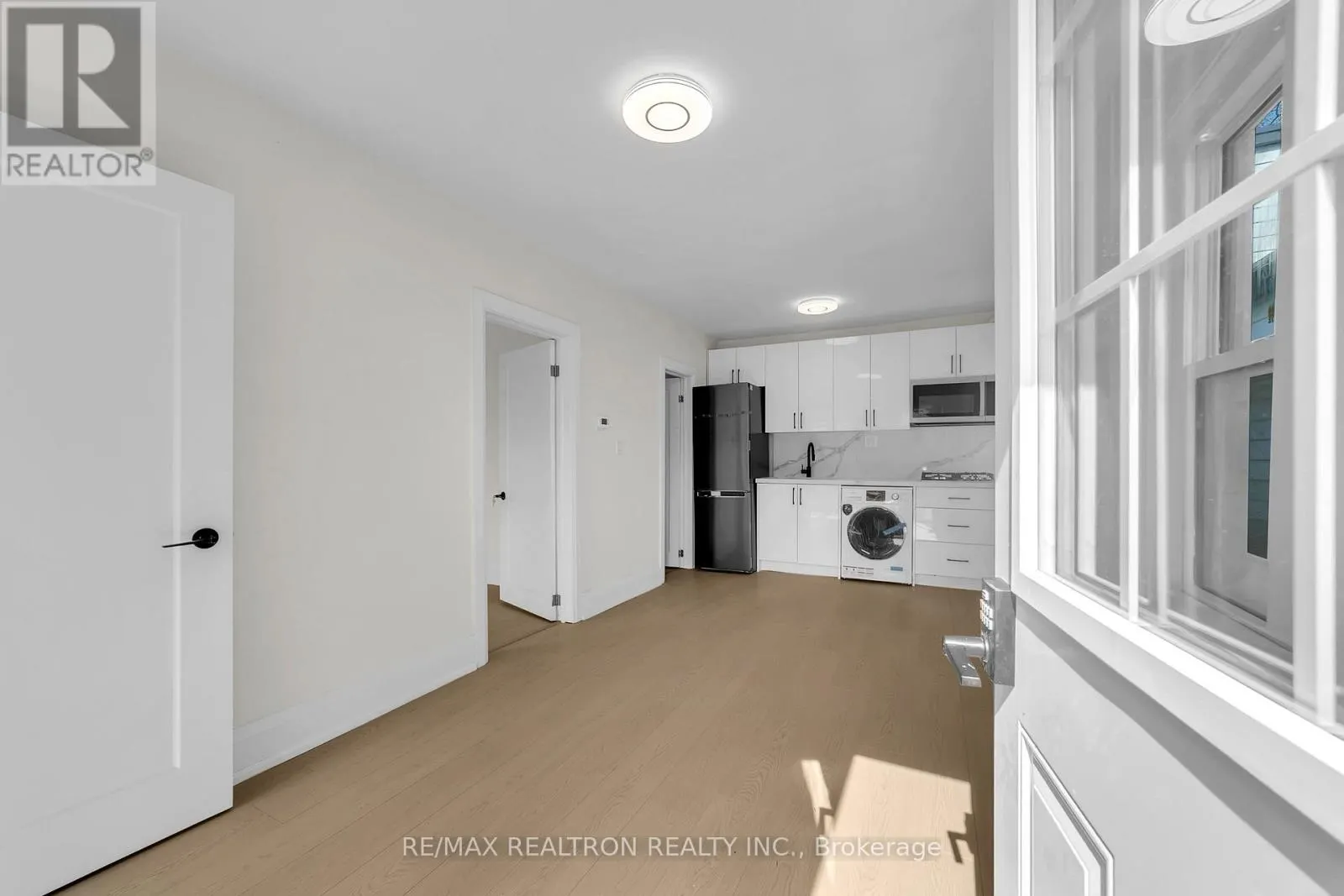 53 TWENTY FOURTH STREET