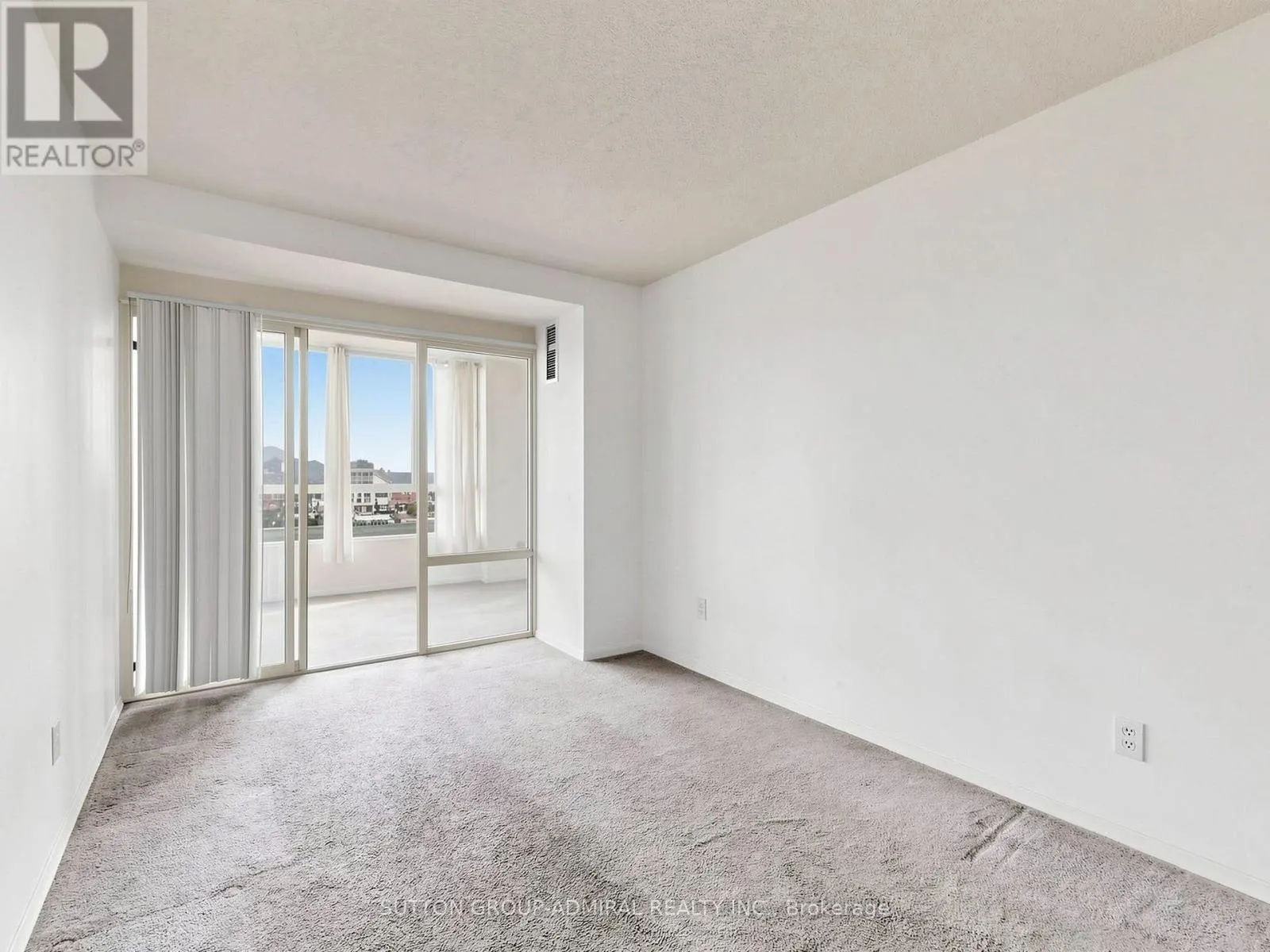 1108 - 2470 EGLINTON AVENUE