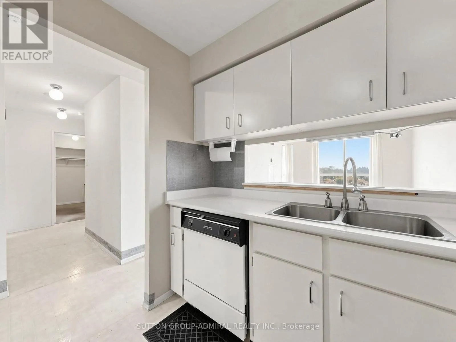 1108 - 2470 EGLINTON AVENUE