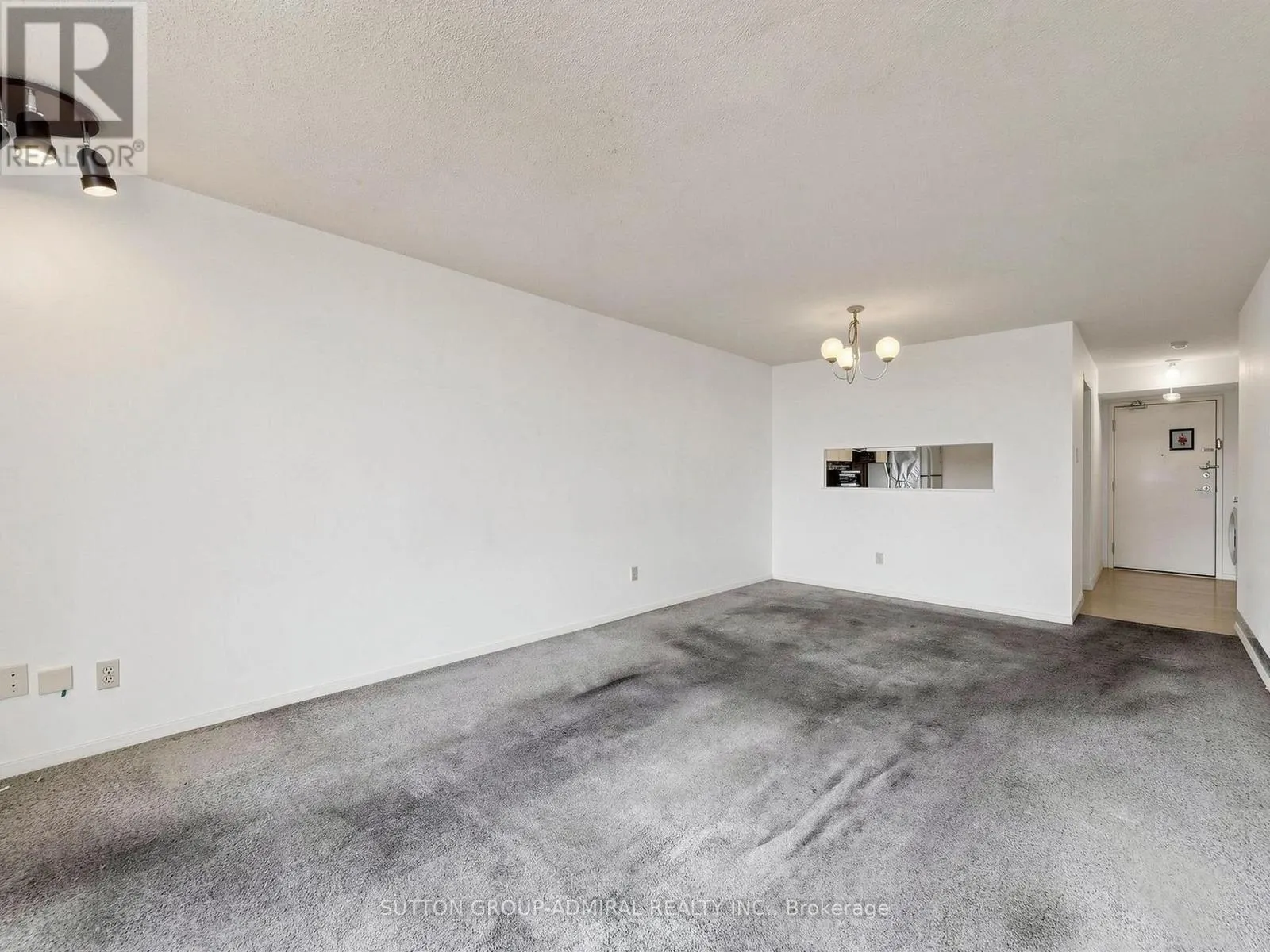 1108 - 2470 EGLINTON AVENUE