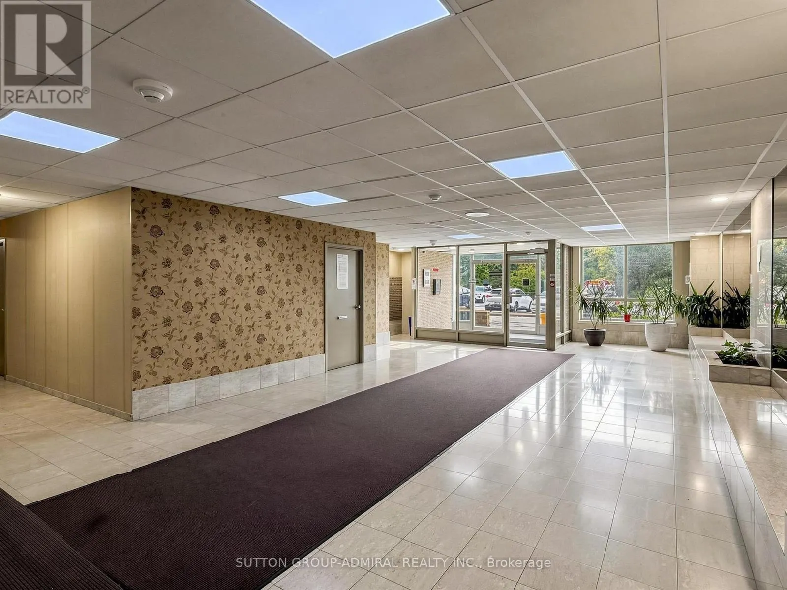 1108 - 2470 EGLINTON AVENUE