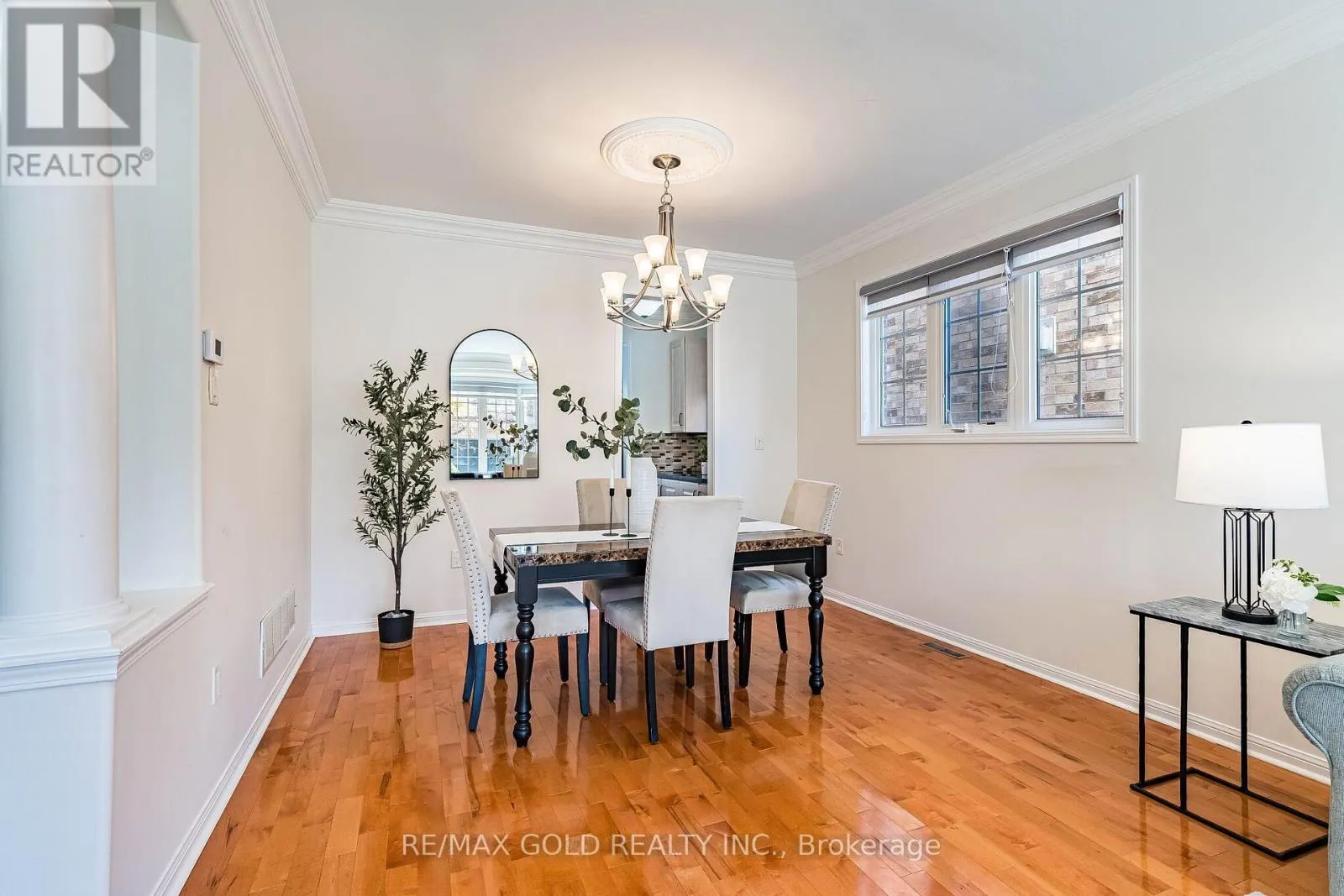 21 MISTYBROOK CRESCENT