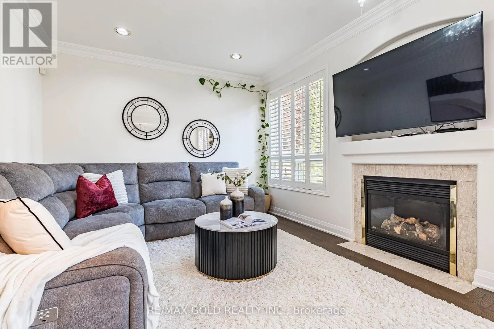 21 MISTYBROOK CRESCENT